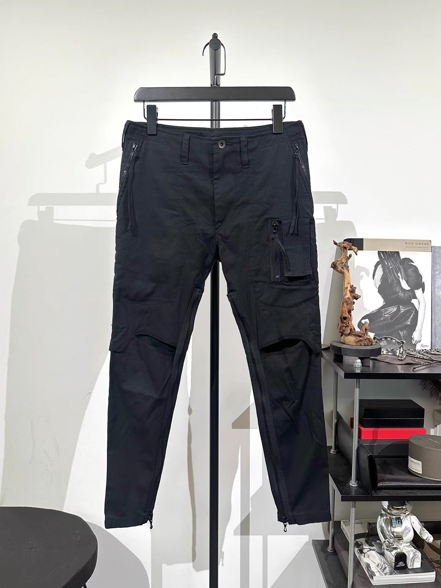 Julius Julius_7 Multi-zip Cargo Pants K35 Size US 29 - 1 Thumbnail