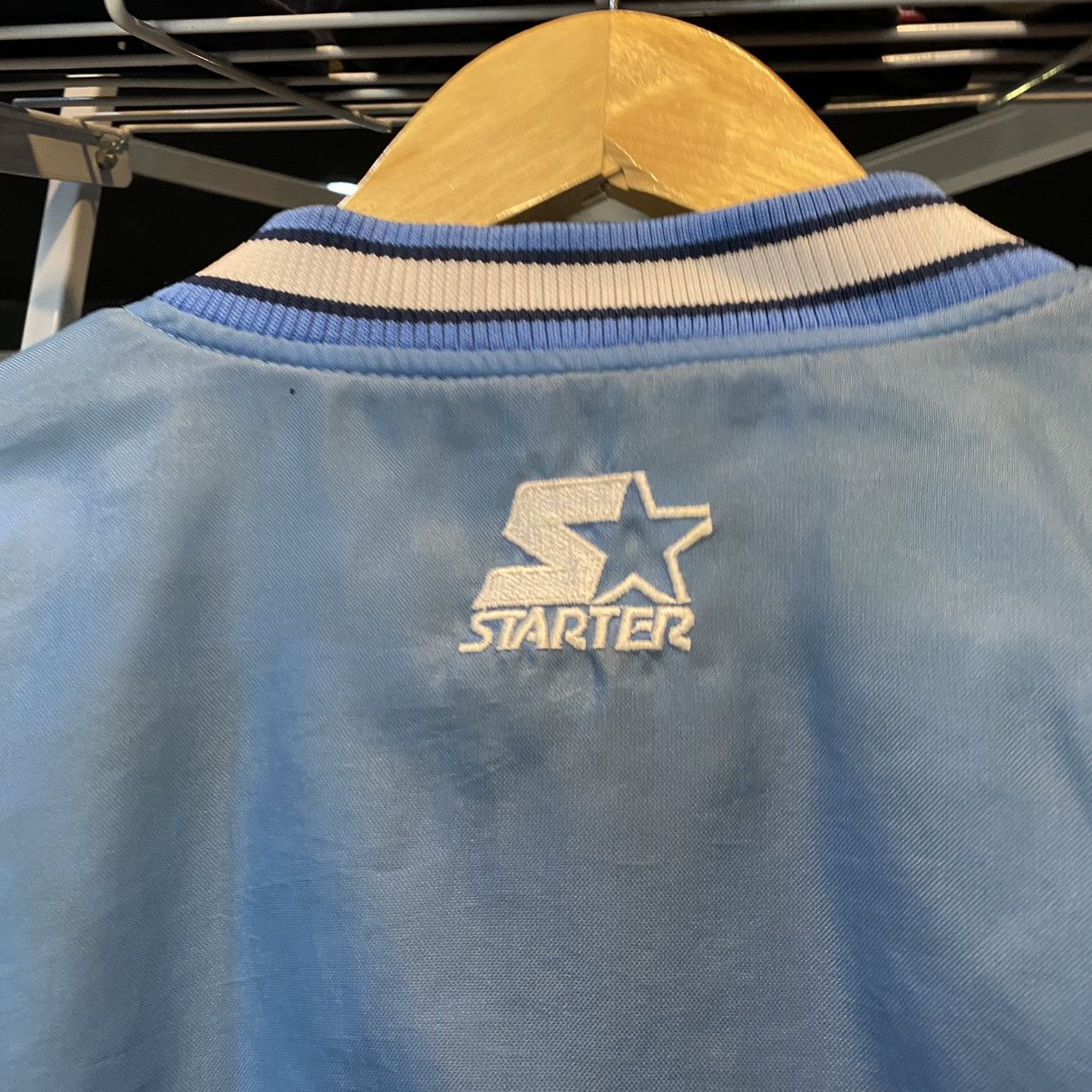 Starter × Vintage Vintage North Carolina Tarheels Starter Windbreaker Distress Size US L / EU 52-54 / 3 - 16 Thumbnail