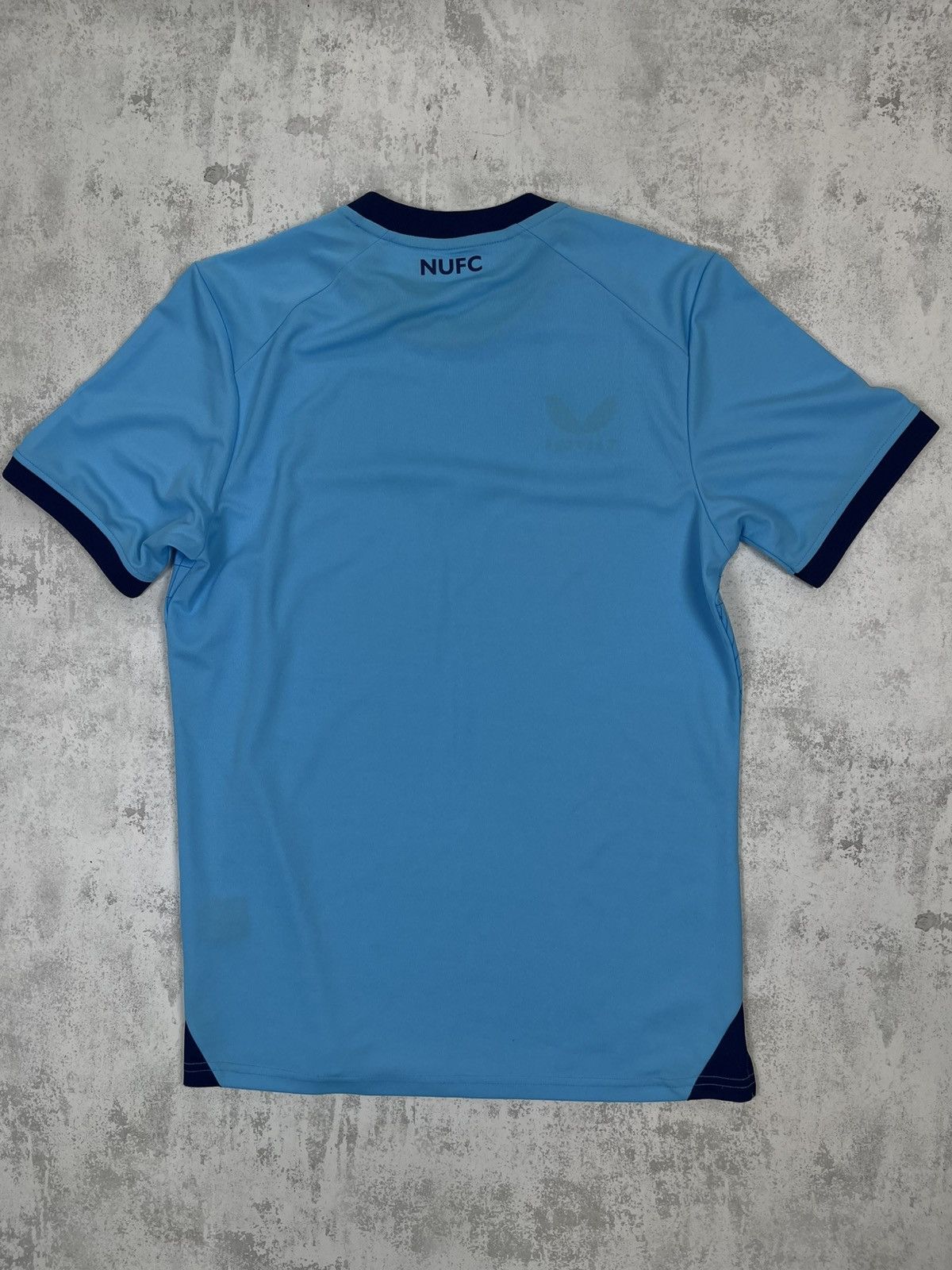 Castore 21/22 Newcastle United Castore Pro Tech Training Jersey Size US M / EU 48-50 / 2 - 9 Thumbnail