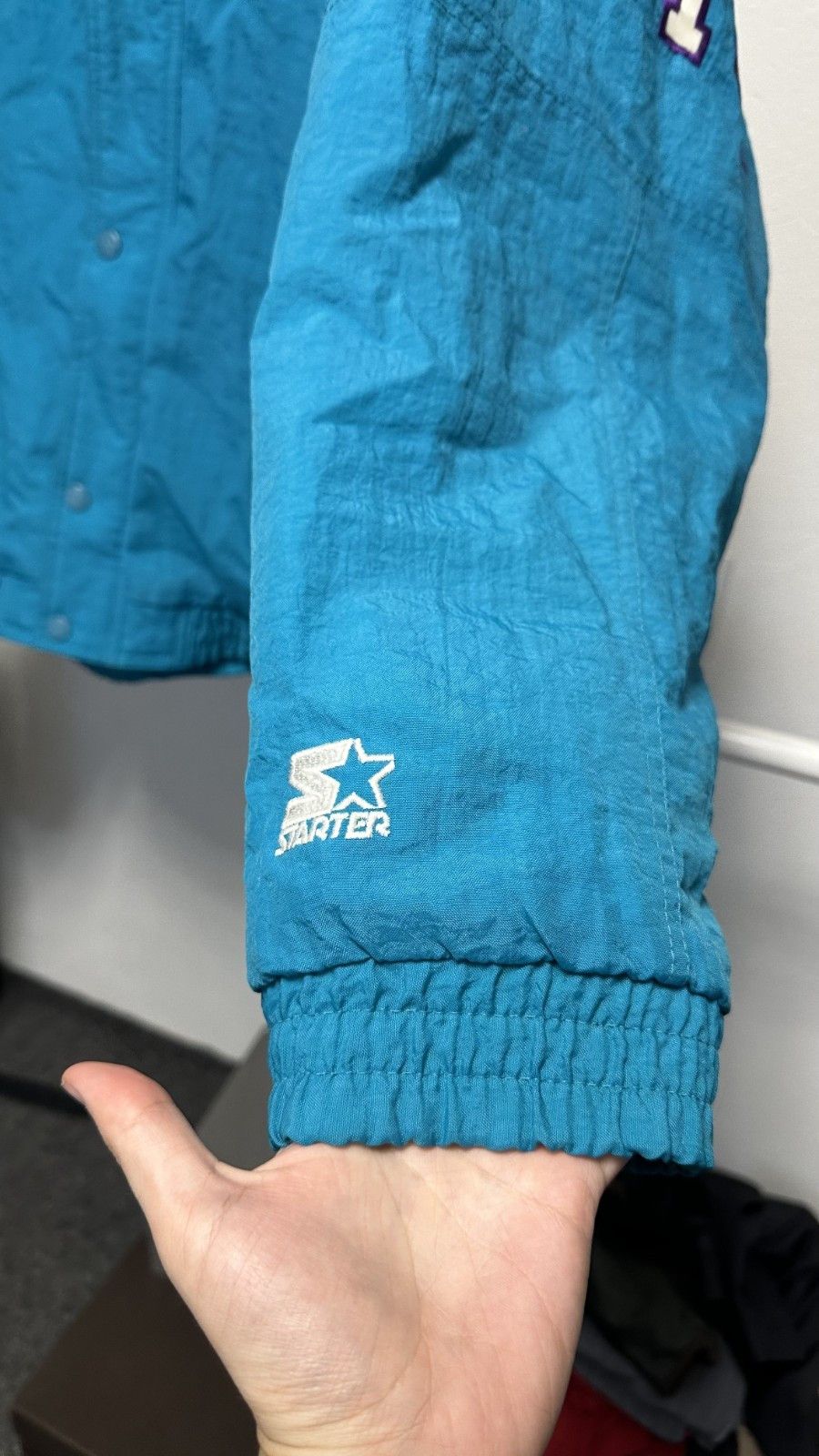 Starter Vintage Charlotte Hornets Starter Full Zip Two Tone Jacket Size US XL / EU 56 / 4 - 7 Thumbnail