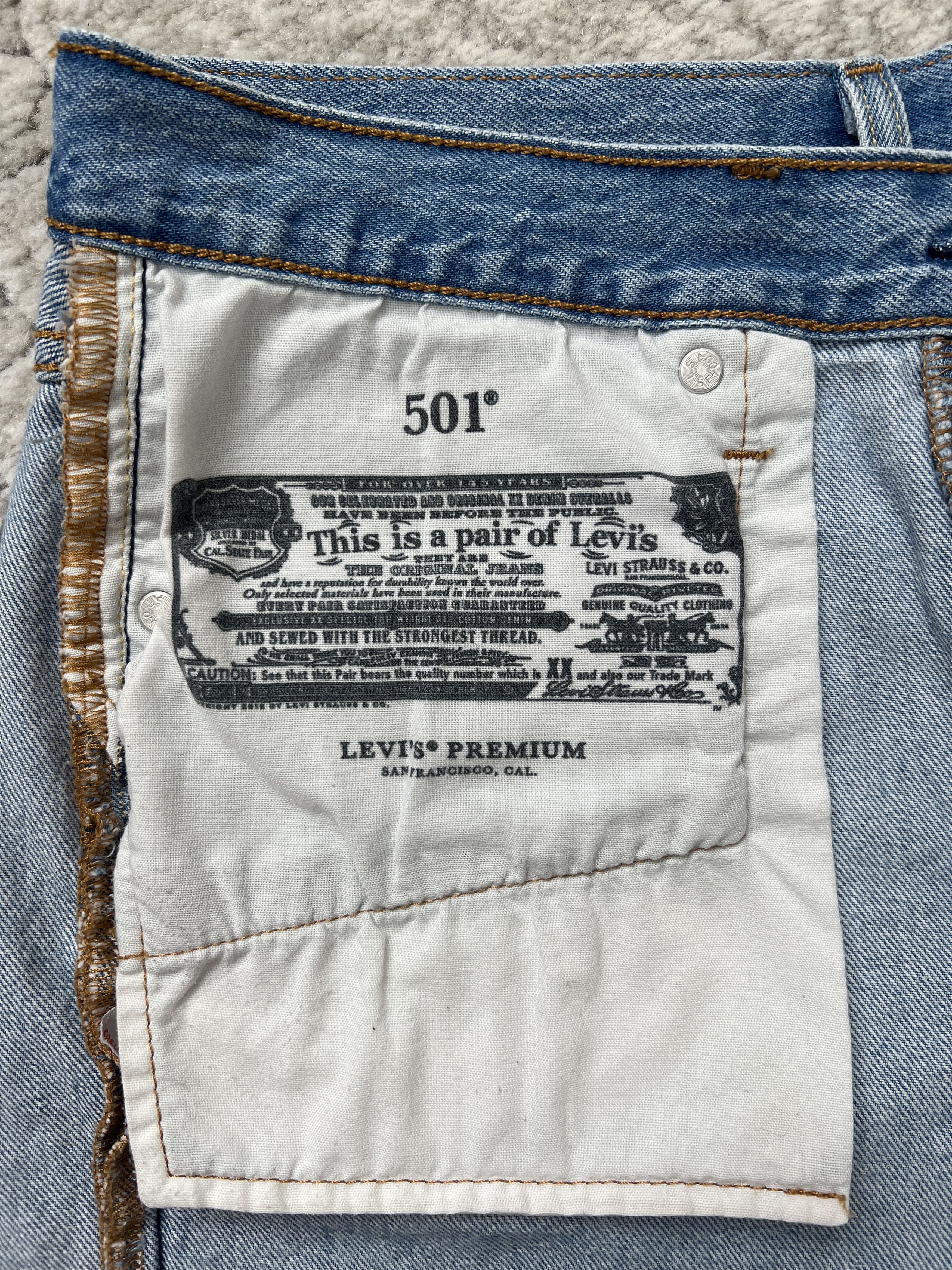 Levi's Levi’s 501 Women Distressed Denim Shorts 31"-32" Size 31" - 17 Thumbnail