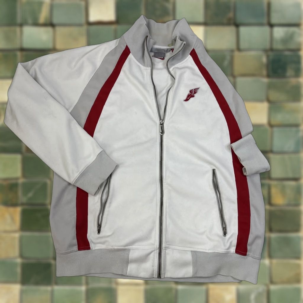 Nike VTG Nike Air Pegasus Track Jacket White Red Gray Large Mens Size US L / EU 52-54 / 3 - 1 Thumbnail