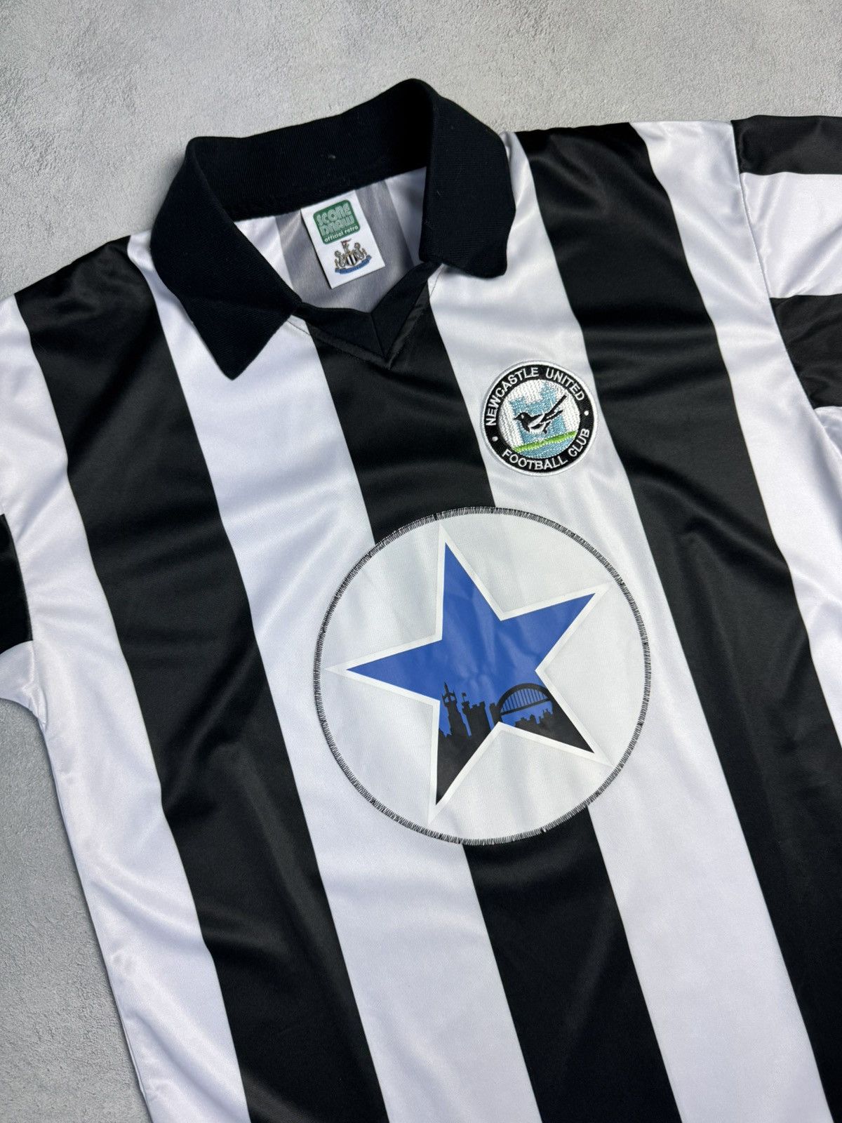 Vintage Newcastle United 1980 1983 Home Football Shirt Soccer Jersey Size US L / EU 52-54 / 3 - 3 Thumbnail