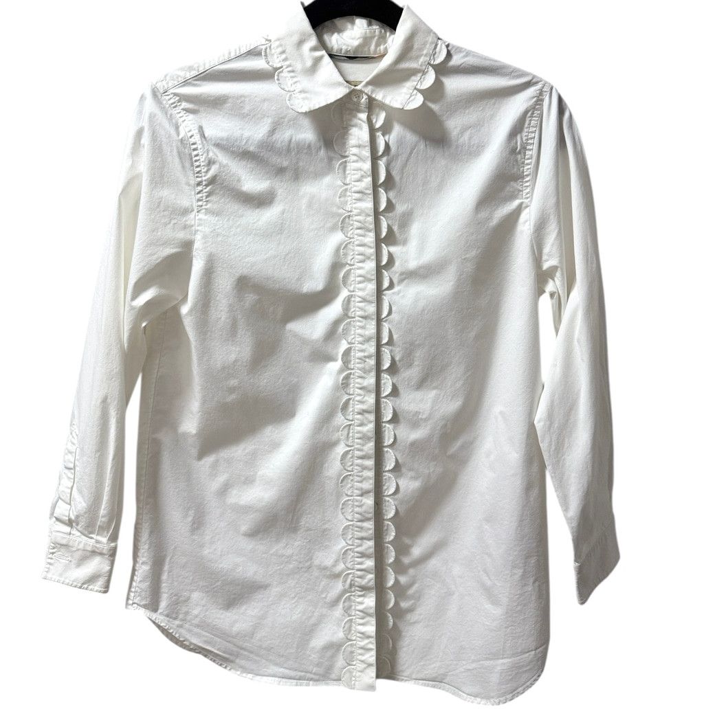 Burberry Burberry White Shirt Scalloped Shirt, size 2 Size XS / US 0-2 / IT 36-38 - 1 Thumbnail