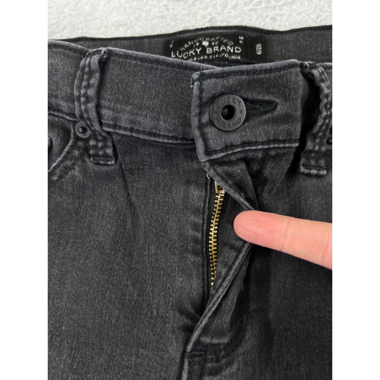 Lucky Brand Lucky Brand Jeans Womens 6 Black Denim Brooke Legging Jean Skinny Tapered Size 28" / US 6 / IT 42 - 5 Thumbnail
