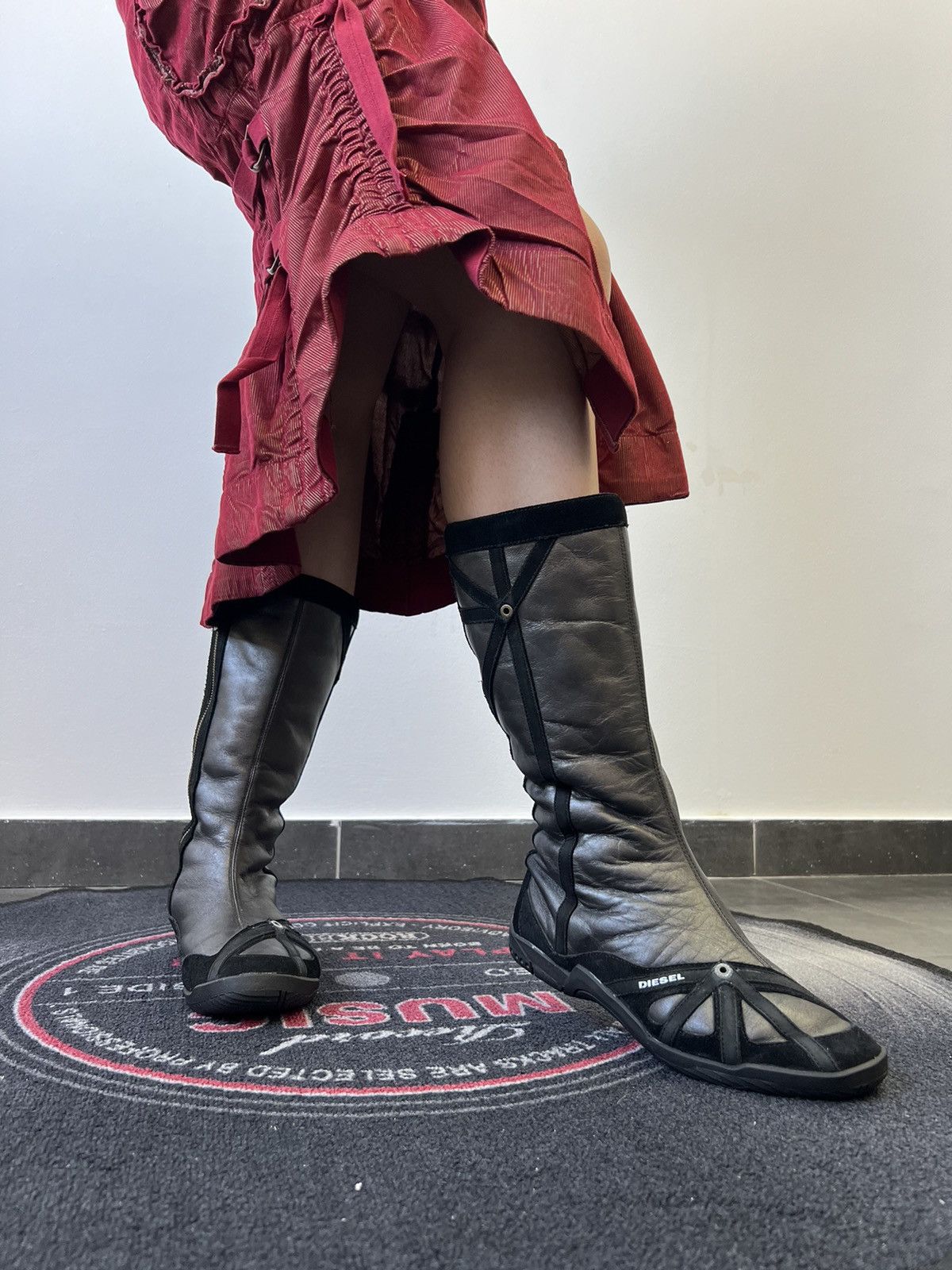 Diesel Diesel Y2K Suede & Leather Archive Futuristic Boots Size US 7.5 / IT 37.5 - 3 Thumbnail