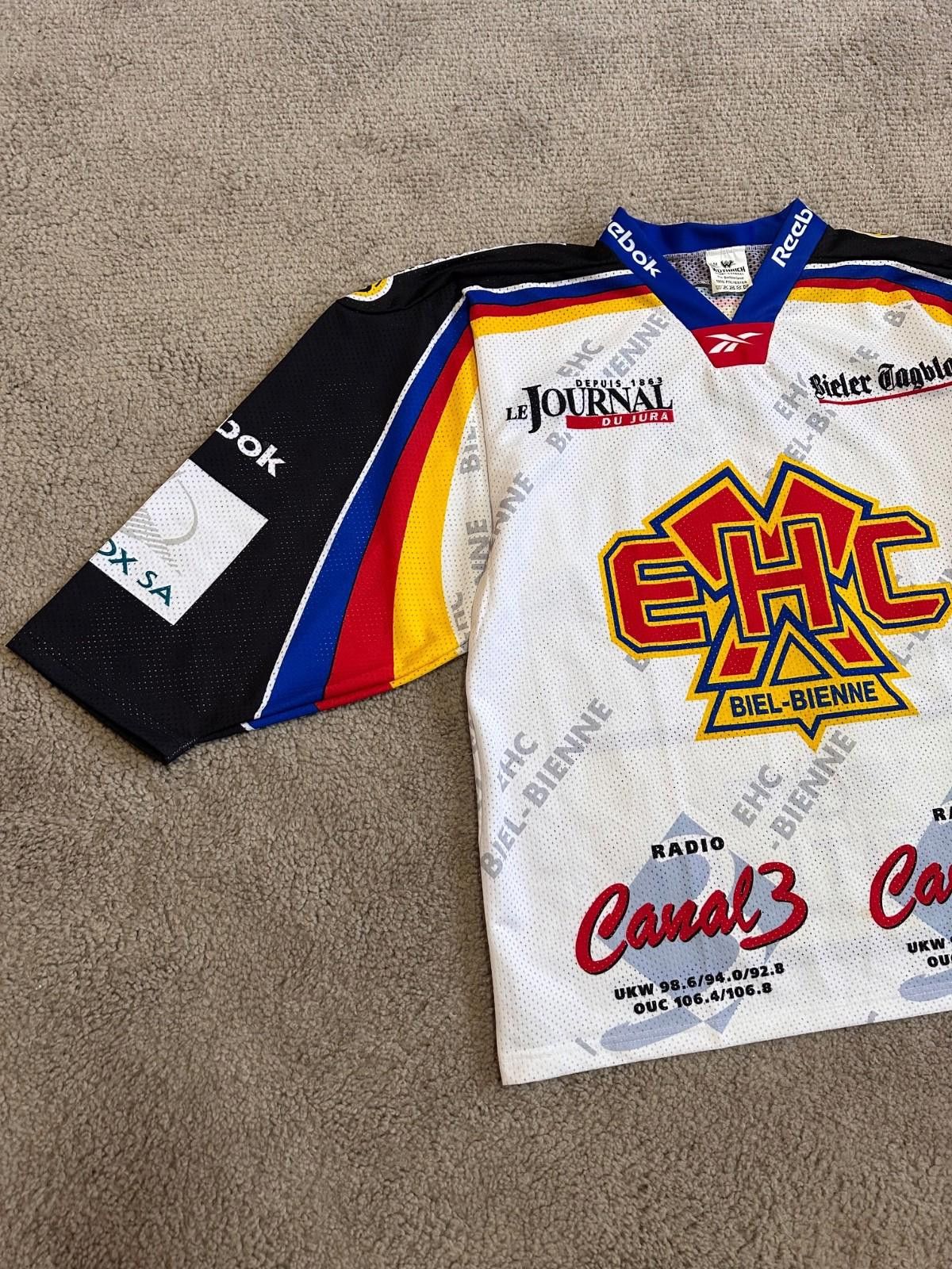 Reebok VINTAGE EHC BIEL BIENNE HOCKEY SHIRT JERSEY sz M Size US M / EU 48-50 / 2 - 2 Thumbnail