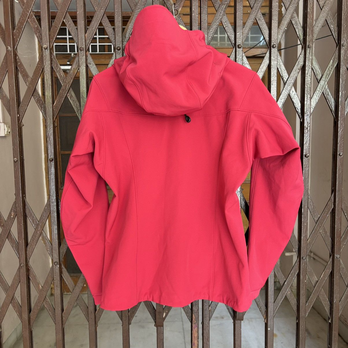 Arc'teryx Vintage Arcteryx Pink Jacket Size M / US 6-8 / IT 42-44 - 10 Thumbnail