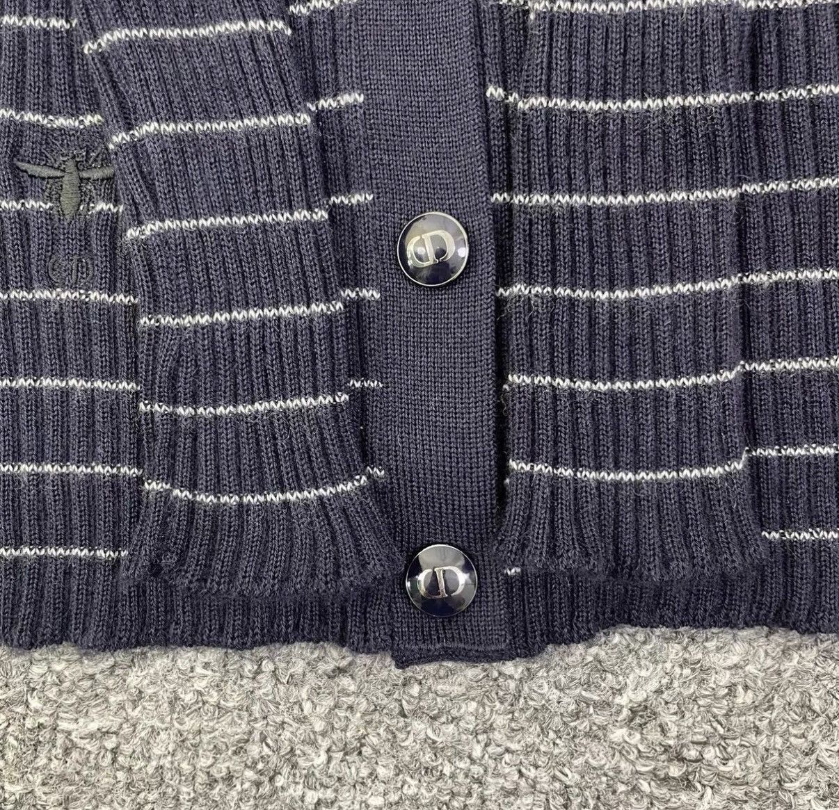 Dior Dior Fine Stripe Bee Embroidered Knit Cardigan K12 Size XS / US 0-2 / IT 36-38 - 4 Thumbnail