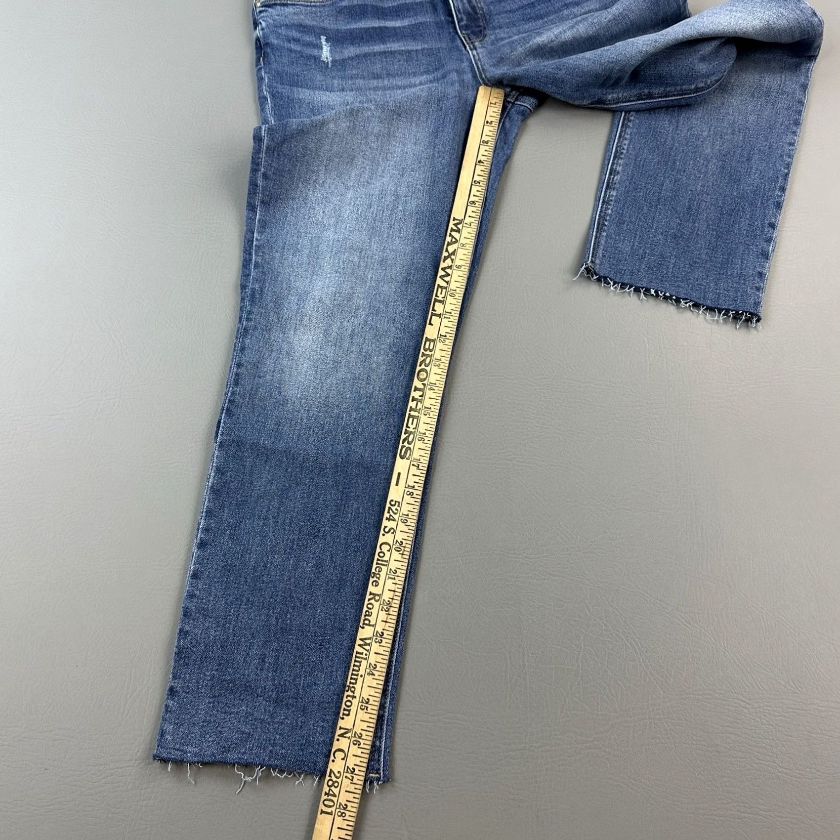 Vintage KUT from the Kloth Jeans Womens 8 Blue High Rise Rachael Fab Ab Mom Jean Raw Hem Size 30" / US 8 / IT 44 - 2 Thumbnail