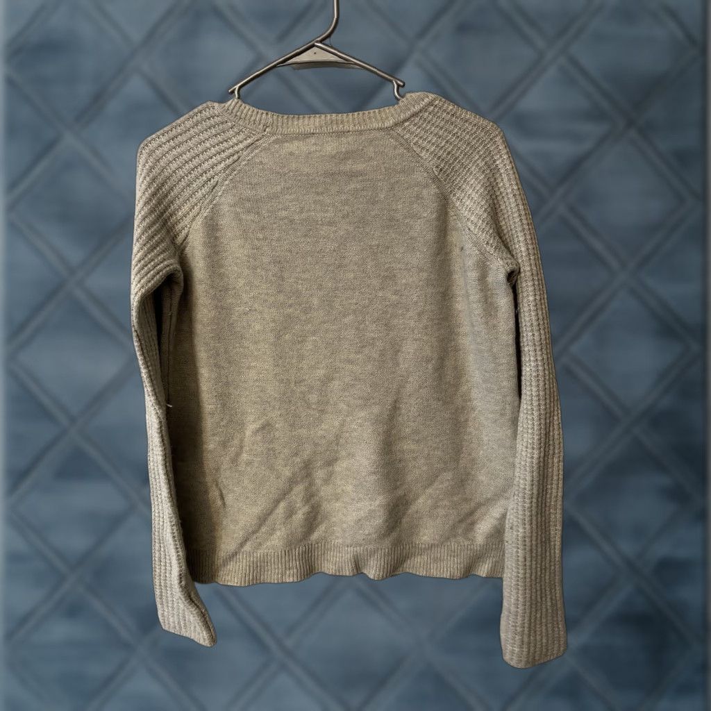 Gap Gap Women Solid Gray Crew Neck Long Sleeve Size Small Sweater Shirt Size S / US 4 / IT 40 - 1 Thumbnail