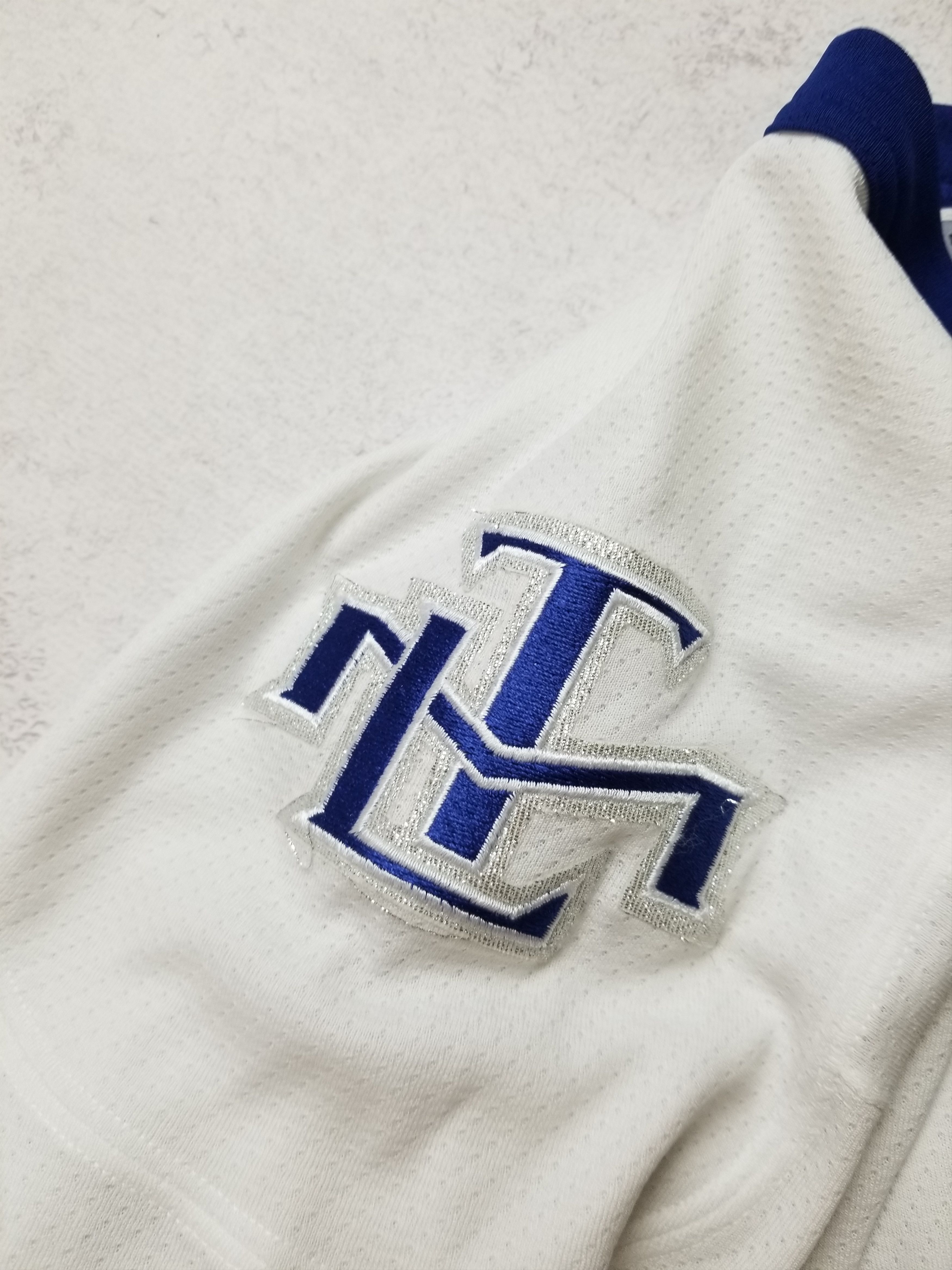 Ccm VTG Toronto Maple Leafs CCM NHL Jersey White Size Youth L/XL Size US XS / EU 42 / 0 - 5 Thumbnail