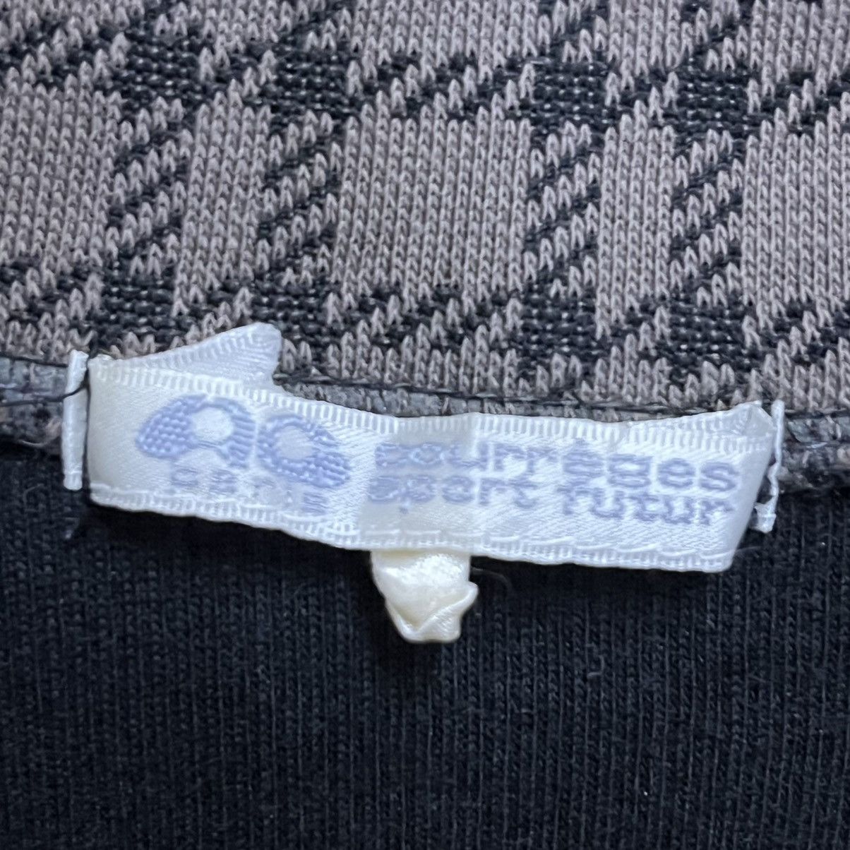 Japanese Brand Vintage Courreges Centre Logo Crewneck Sweatshirt Size US M / EU 48-50 / 2 - 9 Thumbnail