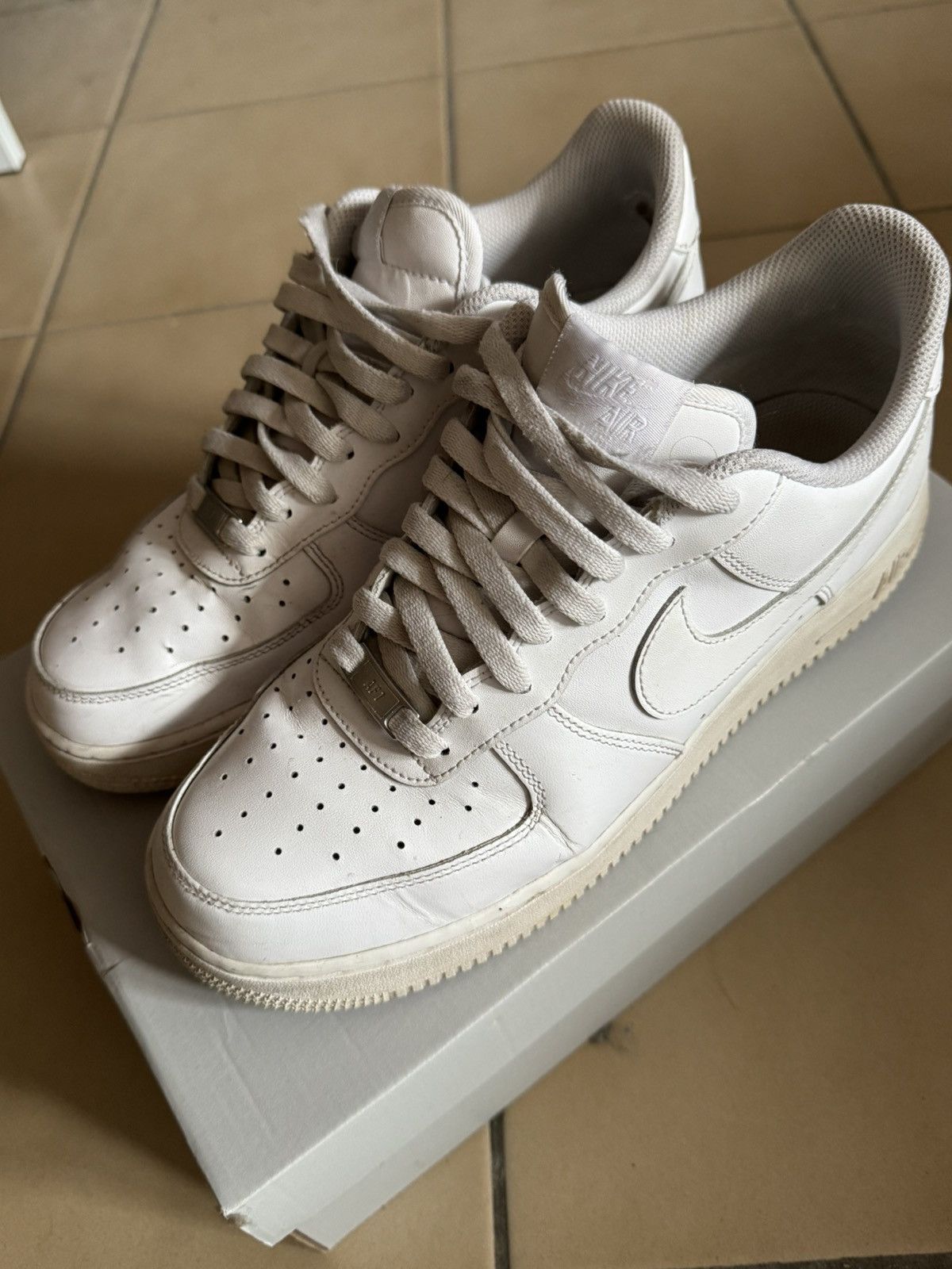 Nike Nike Air Force 1 ‘07 Size US 10 / EU 43 - 5 Thumbnail