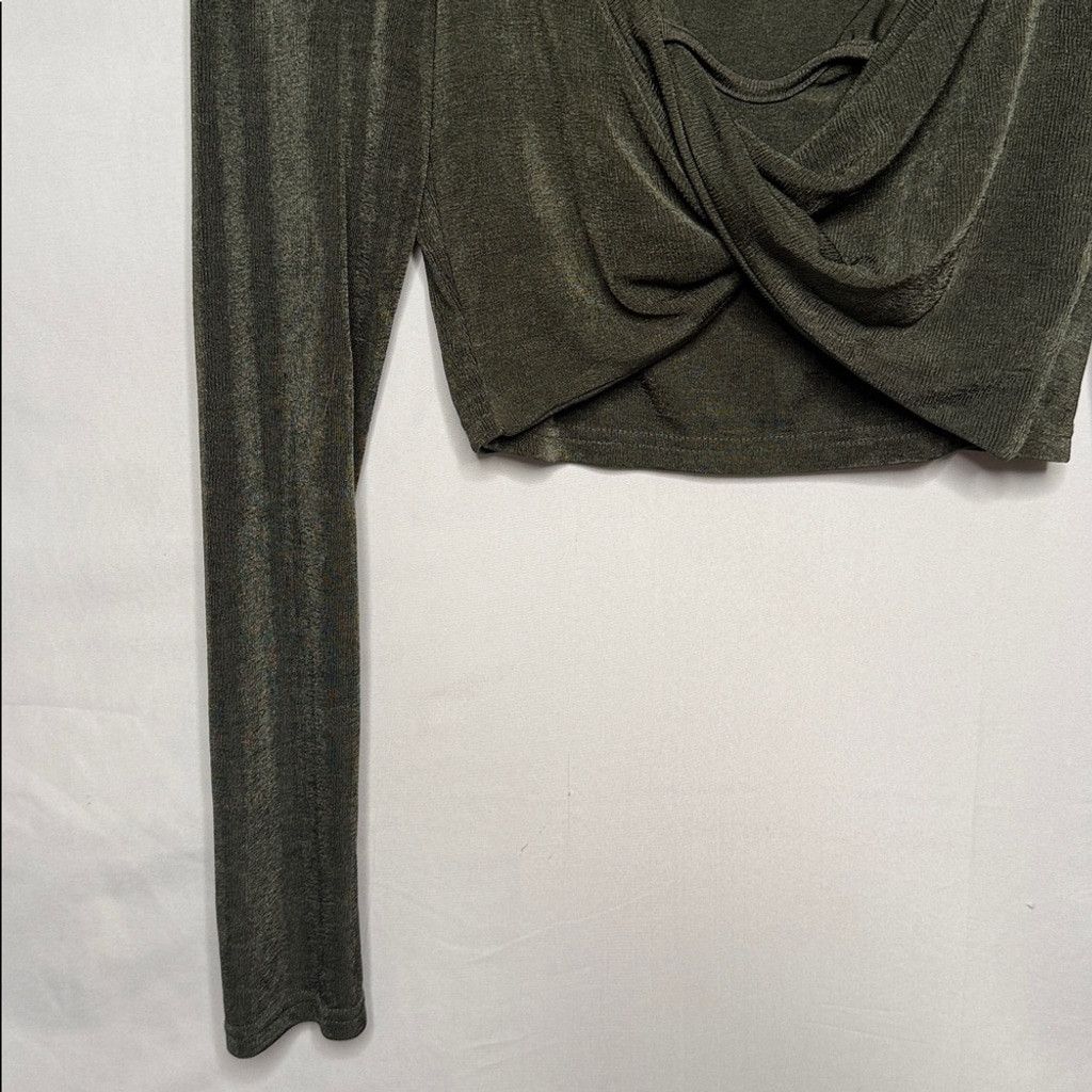 The Unbranded Brand NWOT Mable forest green long sleeve cropped top knot front M Size M / US 6-8 / IT 42-44 - 5 Thumbnail