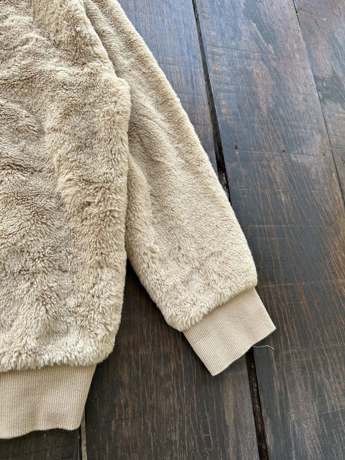 Guess Guess fleece soft fur Size L / US 10 / IT 46 - 4 Thumbnail