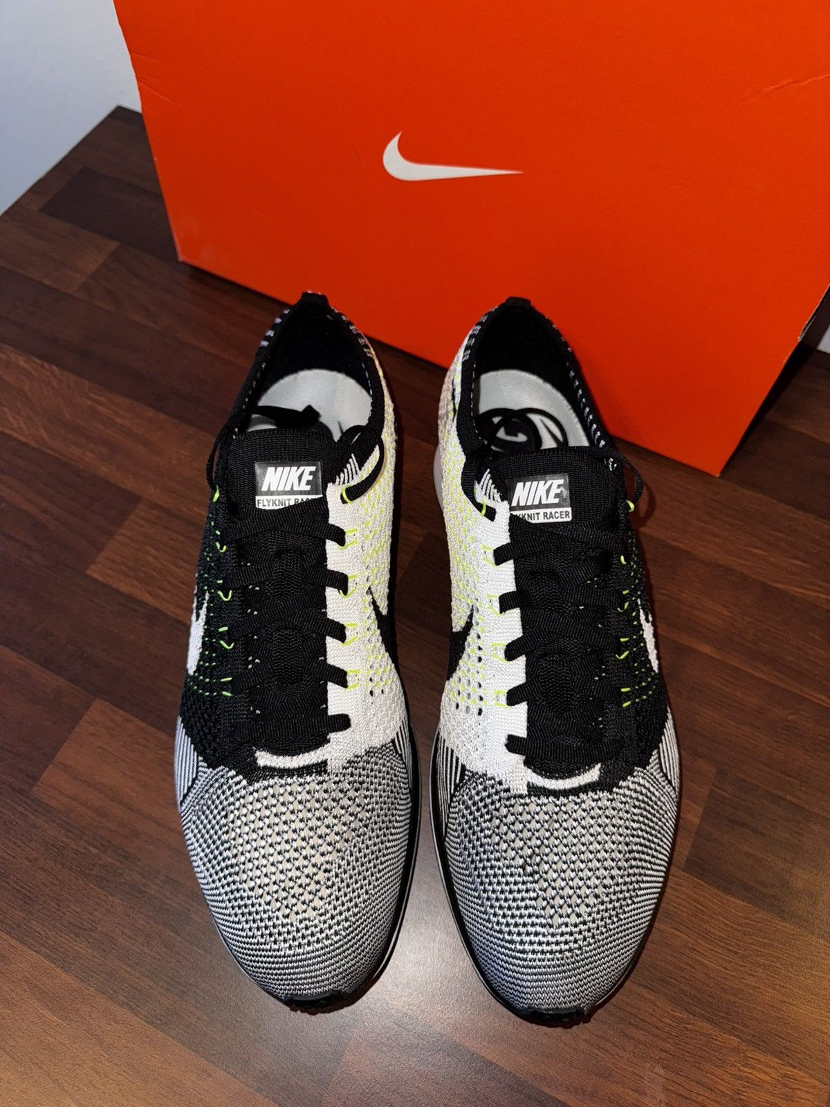 Nike Nike Fly Racer Orca Volt 45 EU / 11 US–NEW– Authentic + Box Size US 11 / EU 44 - 4 Thumbnail