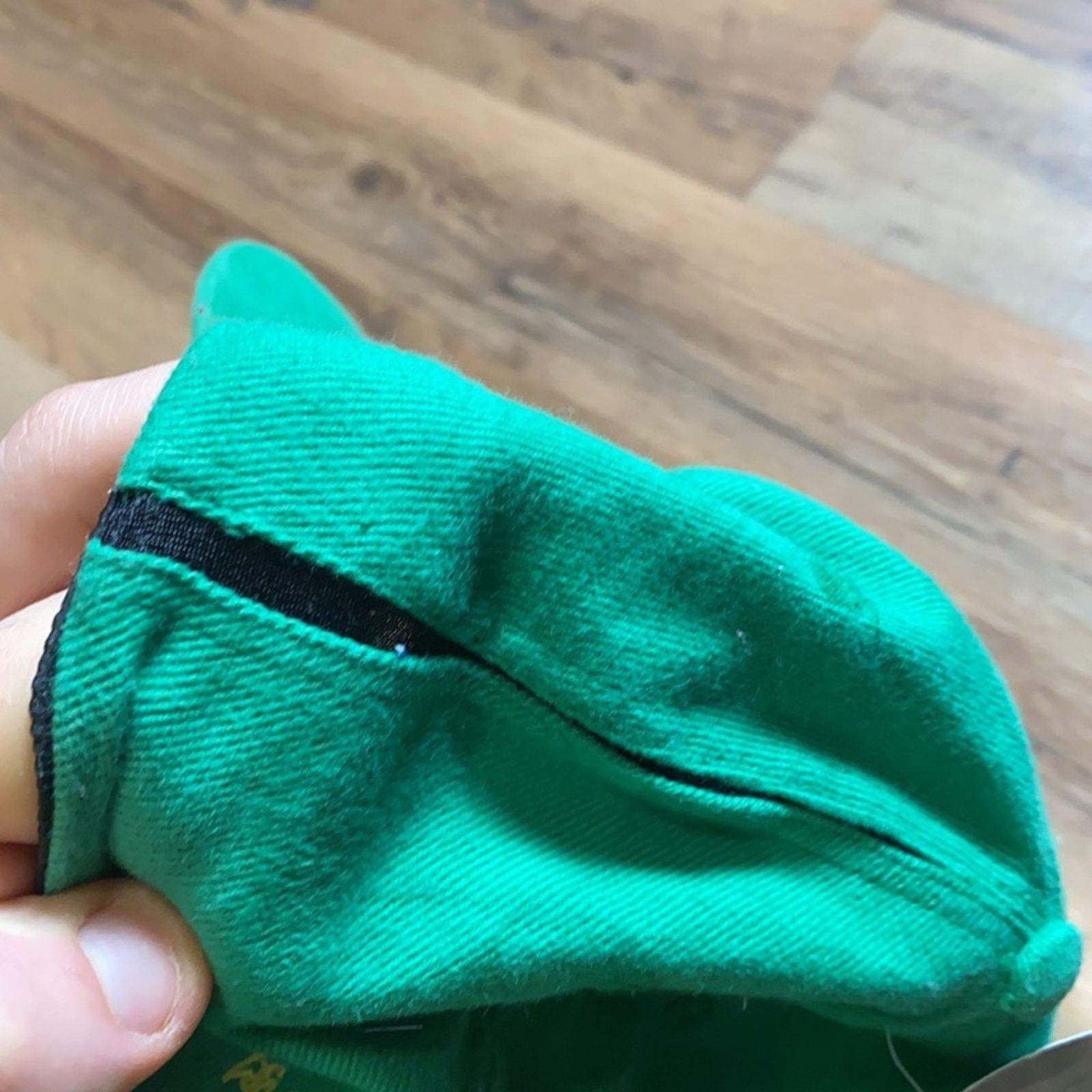 Nike 2001 Nike Hockey Team Is Trust Hat Size ONE SIZE - 9 Thumbnail