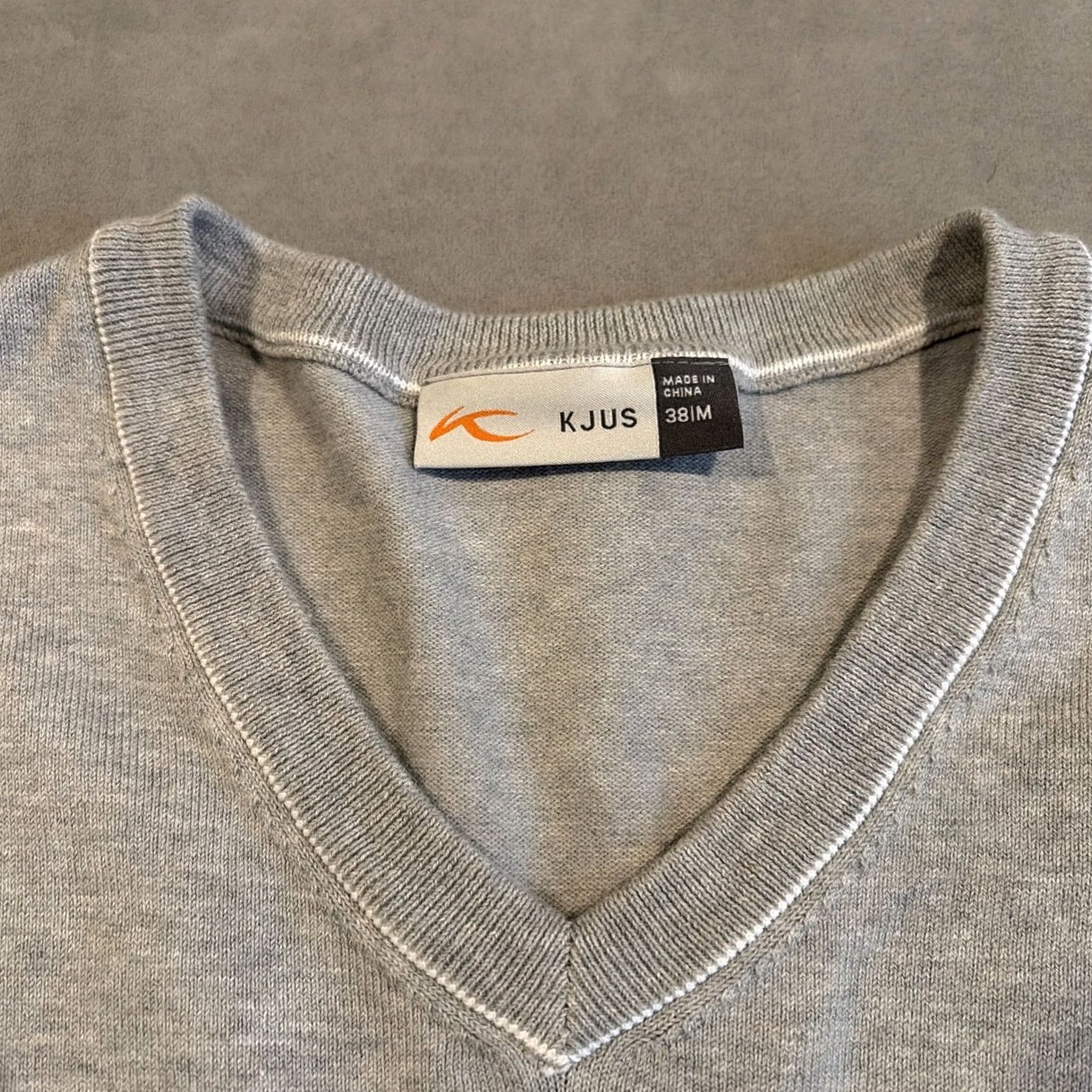 KJUS KJUS KICKL Gray Cotton Blend V-Neck Golf Sweater Women's M Gray, Pullover, V-Neck, Knit Shirt Classx Size M / US 6-8 / IT 42-44 - 3 Thumbnail
