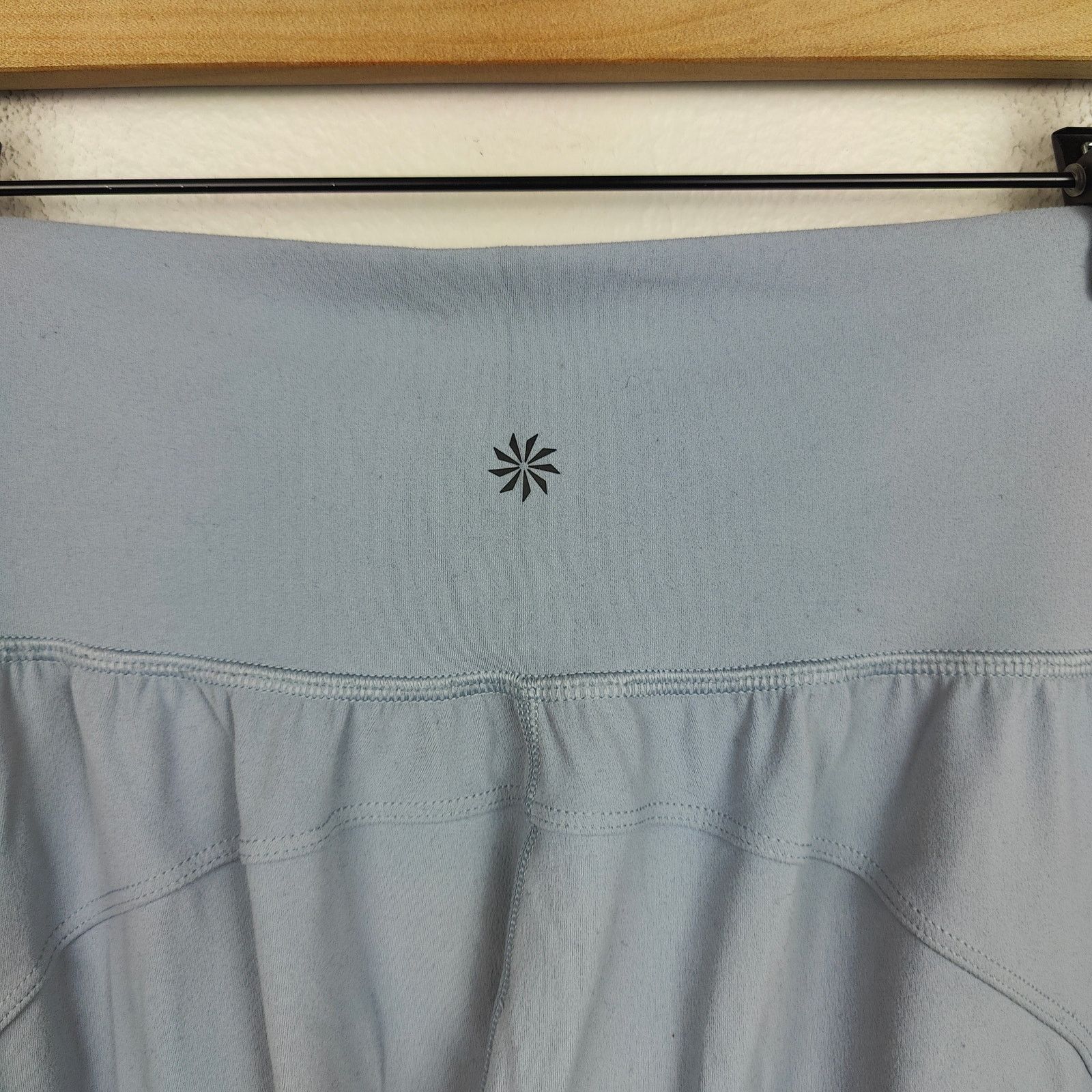Athleta Athleta Salutation Joggers Womens Small Powder Blue Size 28" / US 6 / IT 42 - 4 Thumbnail