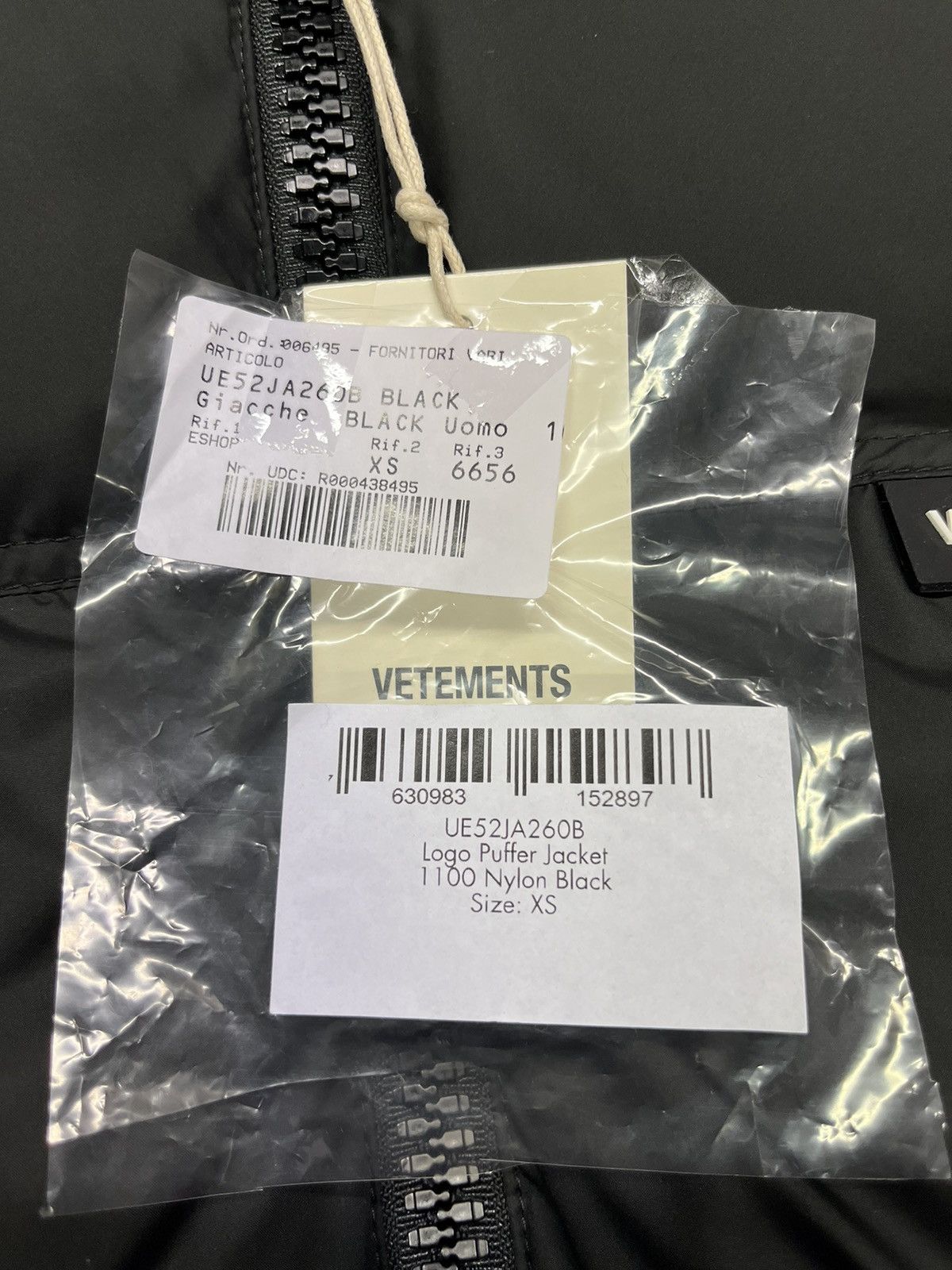 Vetements ❗️VETEMENTS PUFFER JACKET BLACK❗️ Size US XS / EU 42 / 0 - 4 Thumbnail