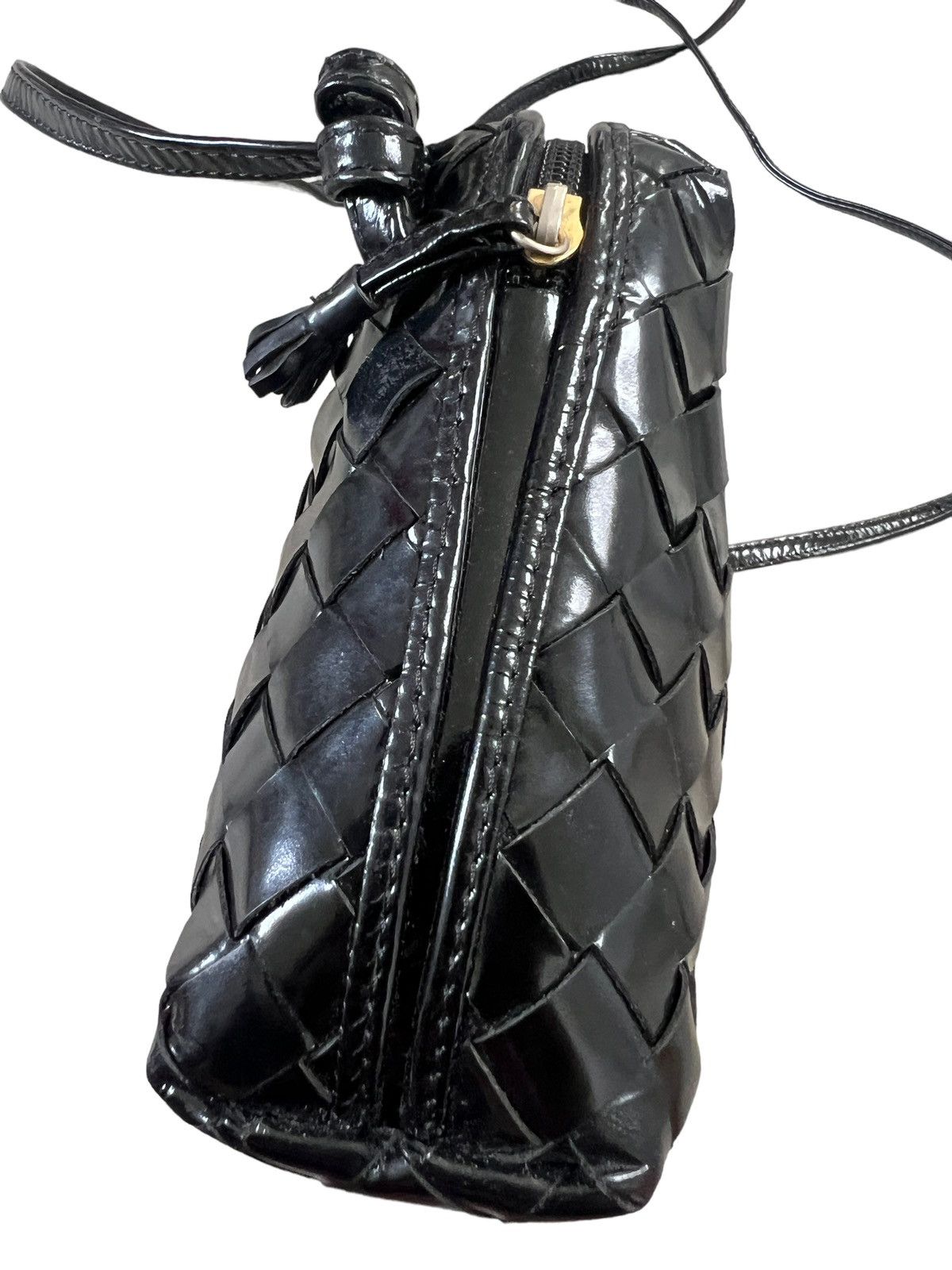 Bottega Veneta 1980s Bottega Veneta Intrecciato Leather Crossbody Bag Size ONE SIZE - 14 Thumbnail