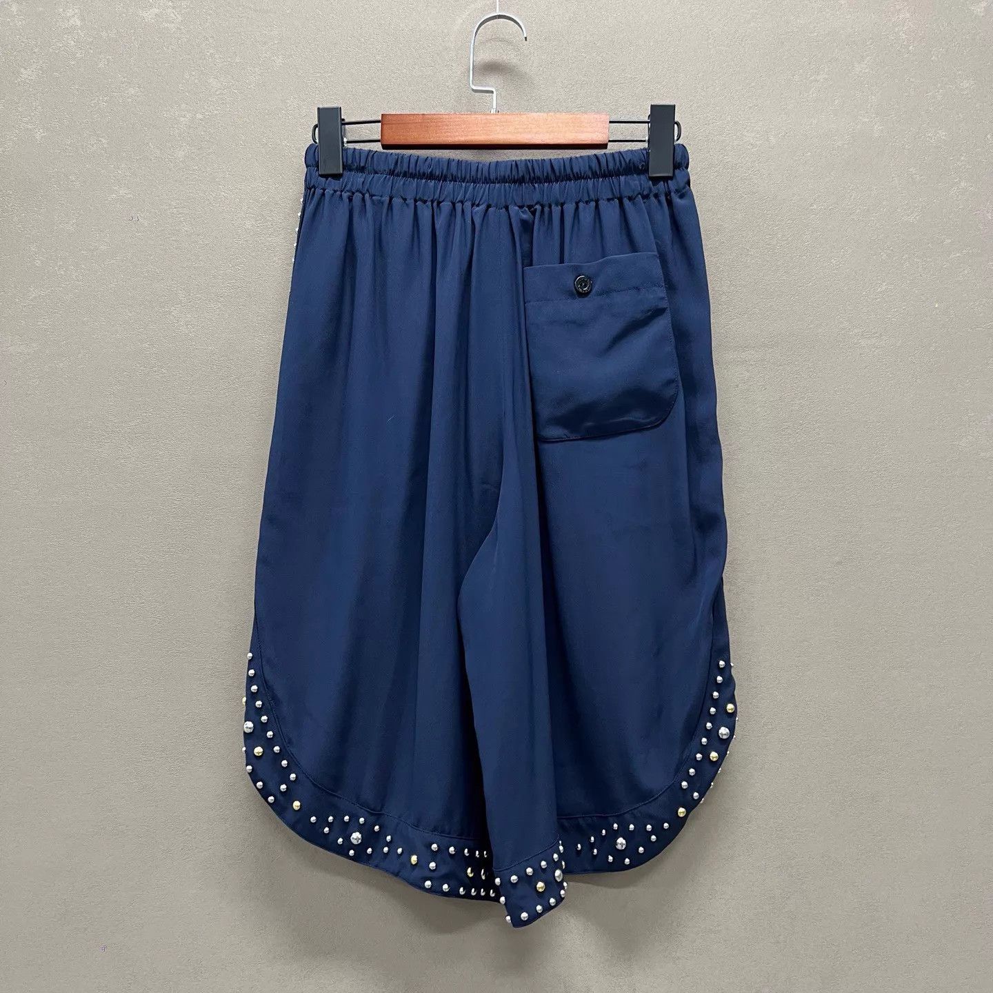 Louis Vuitton Louis Vuitton Rivet Silk Shorts 32 New With Tags Size 24" / US 00 / IT 34 - 2 Thumbnail