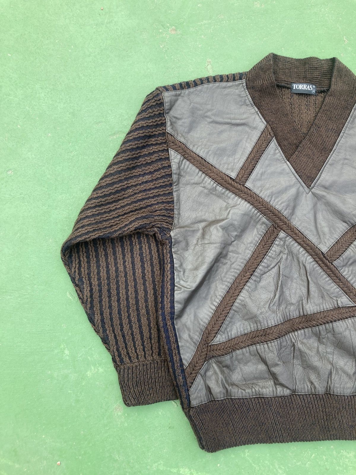Torras Vintage Torras Spain V-Neck Knitwear Patchwork Leather Size US L / EU 52-54 / 3 - 3 Thumbnail