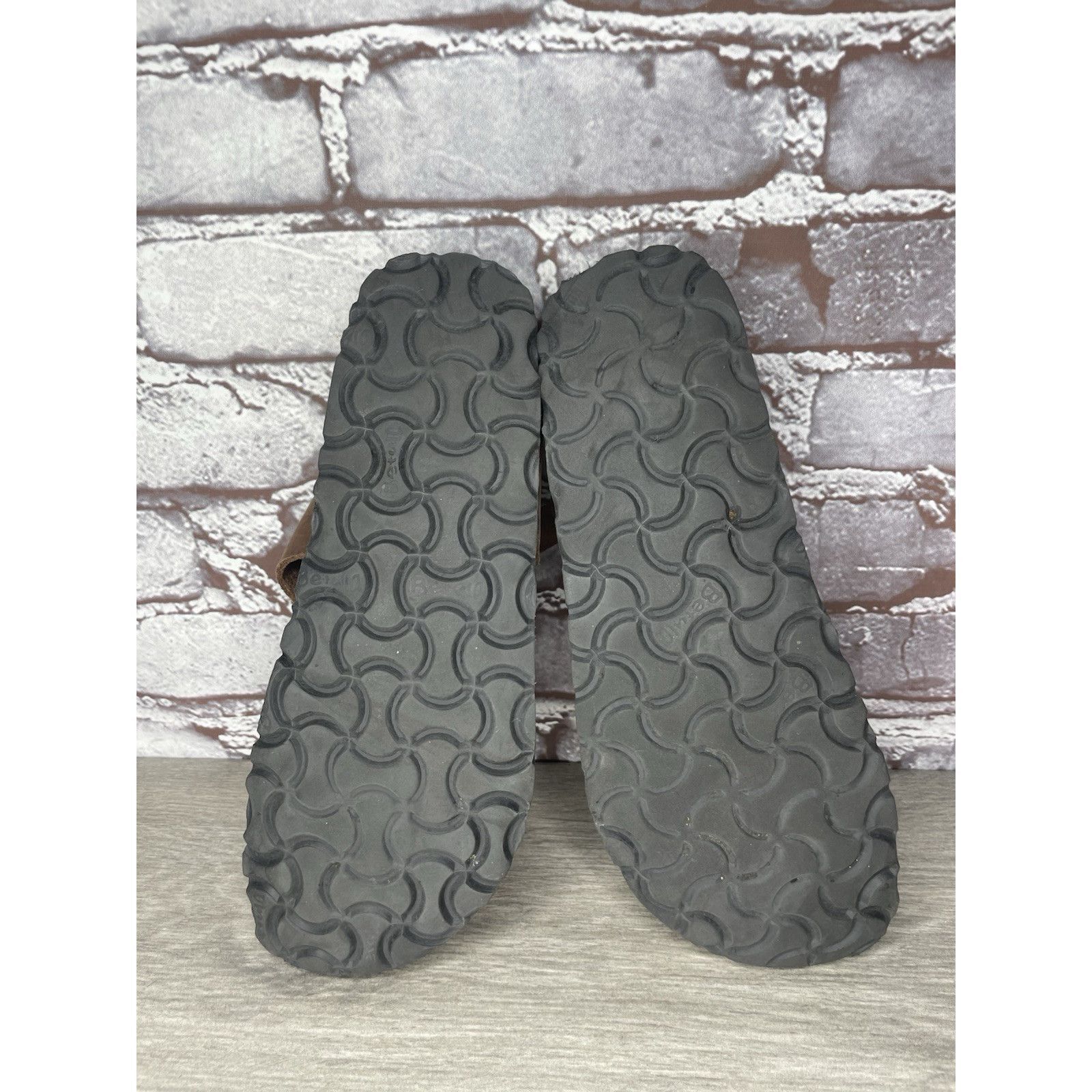 Birkenstock Betula Birkenstock Gizeh Brown Leather Cork Thong Sandals Wo Size US 8 / IT 38 - 7 Thumbnail