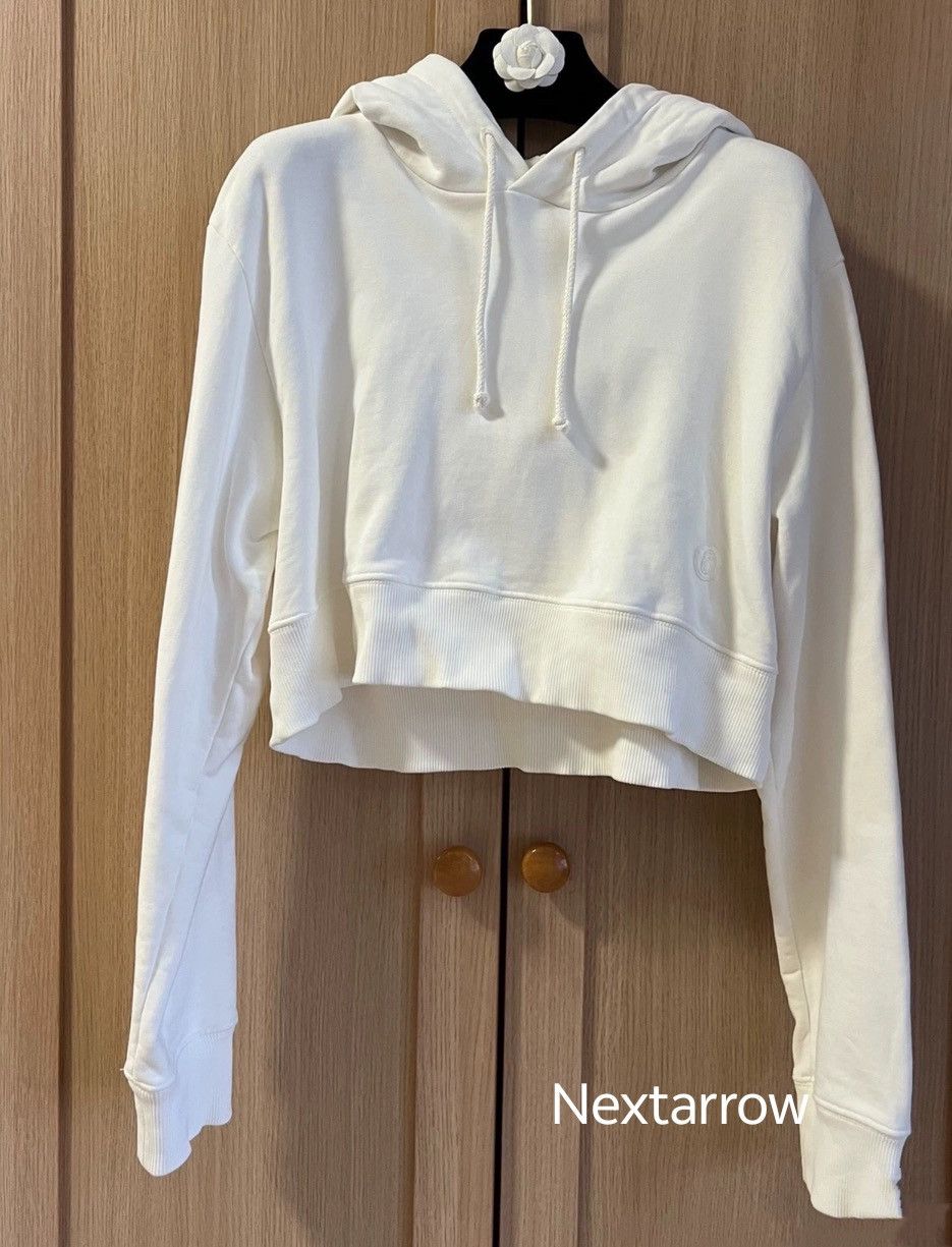 Maison Margiela Mm6 Maison Margiela Cotton Simple Short Hoodie2412-Nextarrow Size S / US 4 / IT 40 - 1 Thumbnail