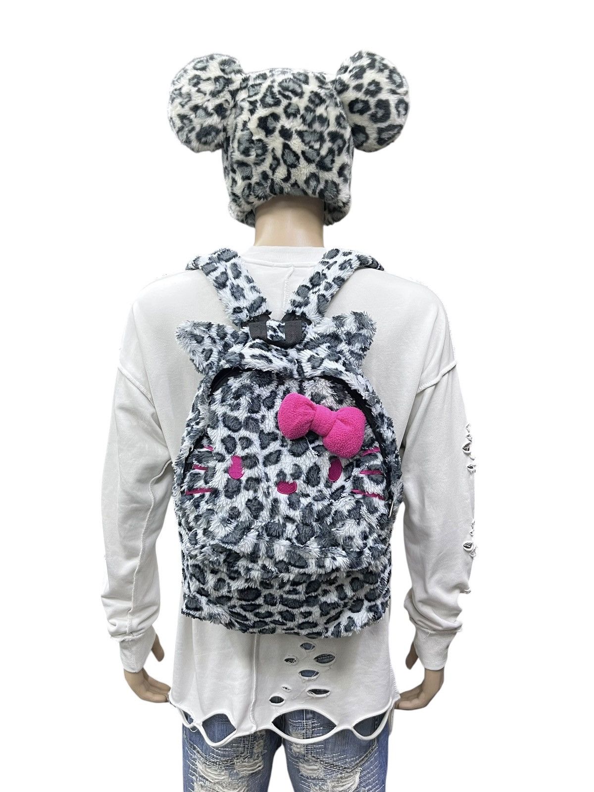 Cartoon Network Archive Hello Kitty Leopard Ears Furry Backpack Sanrio Rare Size ONE SIZE - 1 Thumbnail