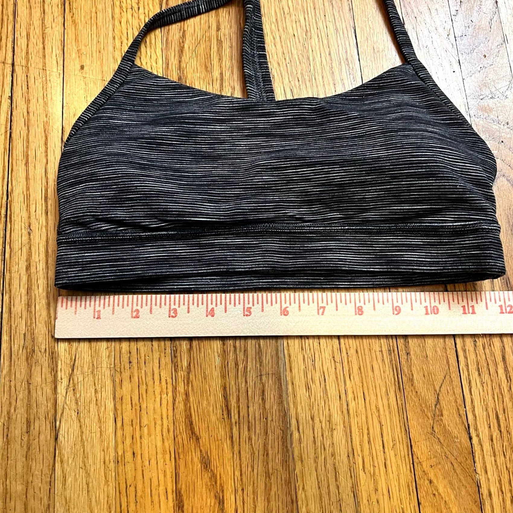 Lululemon Lululemon Sport Bra 4 Flow Y Bra Nulu Light Support A-C Cups Gray Women 32B Size ONE SIZE - 5 Thumbnail