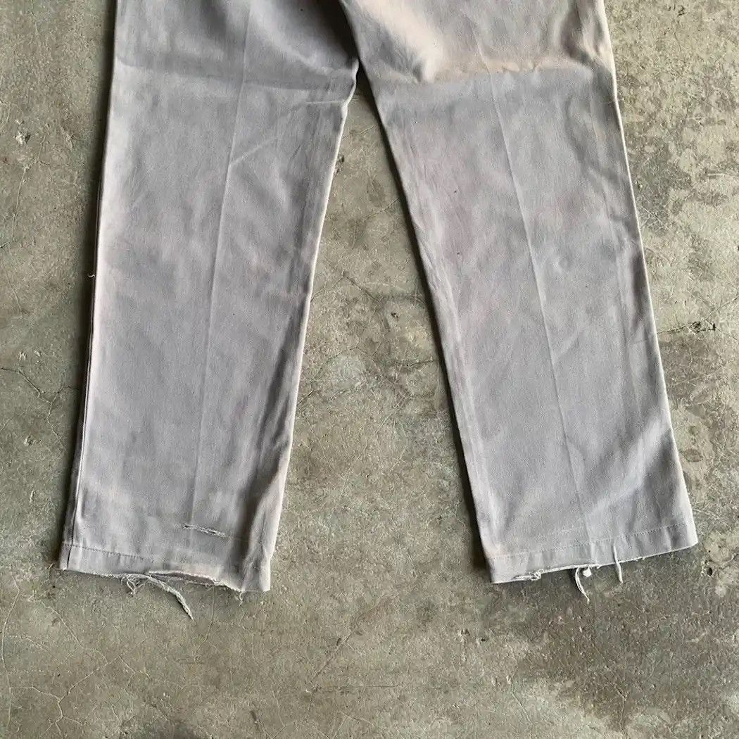 Dickies VINTAGE DICKIES 32x31 TROUSERS WORK WEAR BAGGY CHINO PANTS Size US 32 / EU 48 - 13 Thumbnail