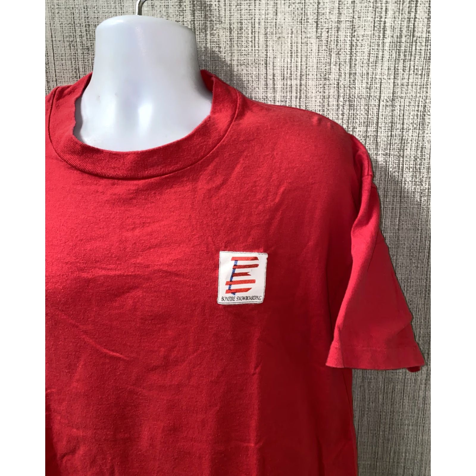 Anvil VINTAGE Anvil T-Shirt Mens Red Bonfire Snowboarding Short Sleeve XL Size Regular Cotton Solid Bonfire 이미지 Size US XL / EU 56 / 4 - 2 Thumbnail
