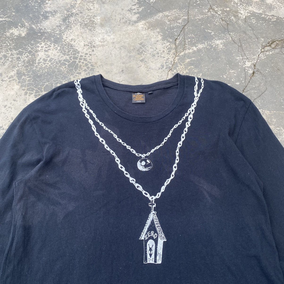 Vintage Nightmare Before Christmas Necklace tee Size US M / EU 48-50 / 2 - 2 Thumbnail