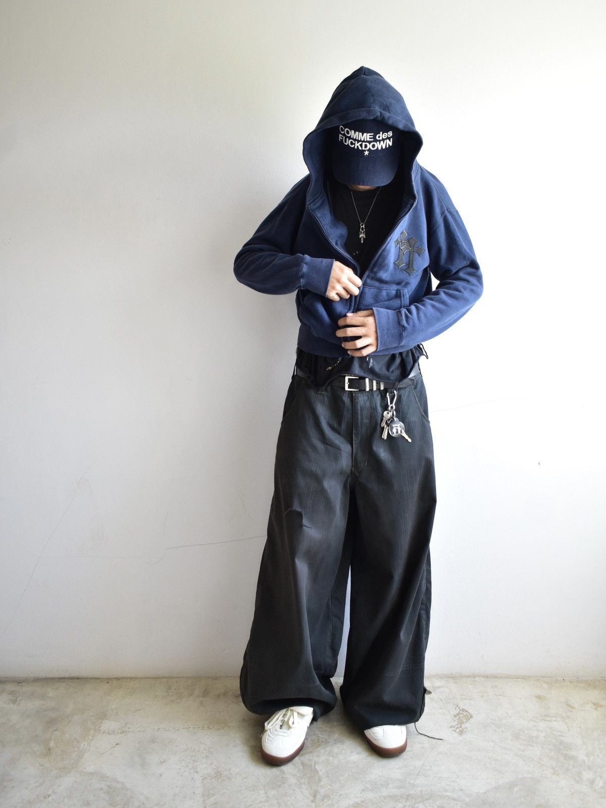 Vintage Patchwork Chrome Hearts Logo Cropped Hoodie Zip Up Size US S / EU 44-46 / 1 - 5 Thumbnail