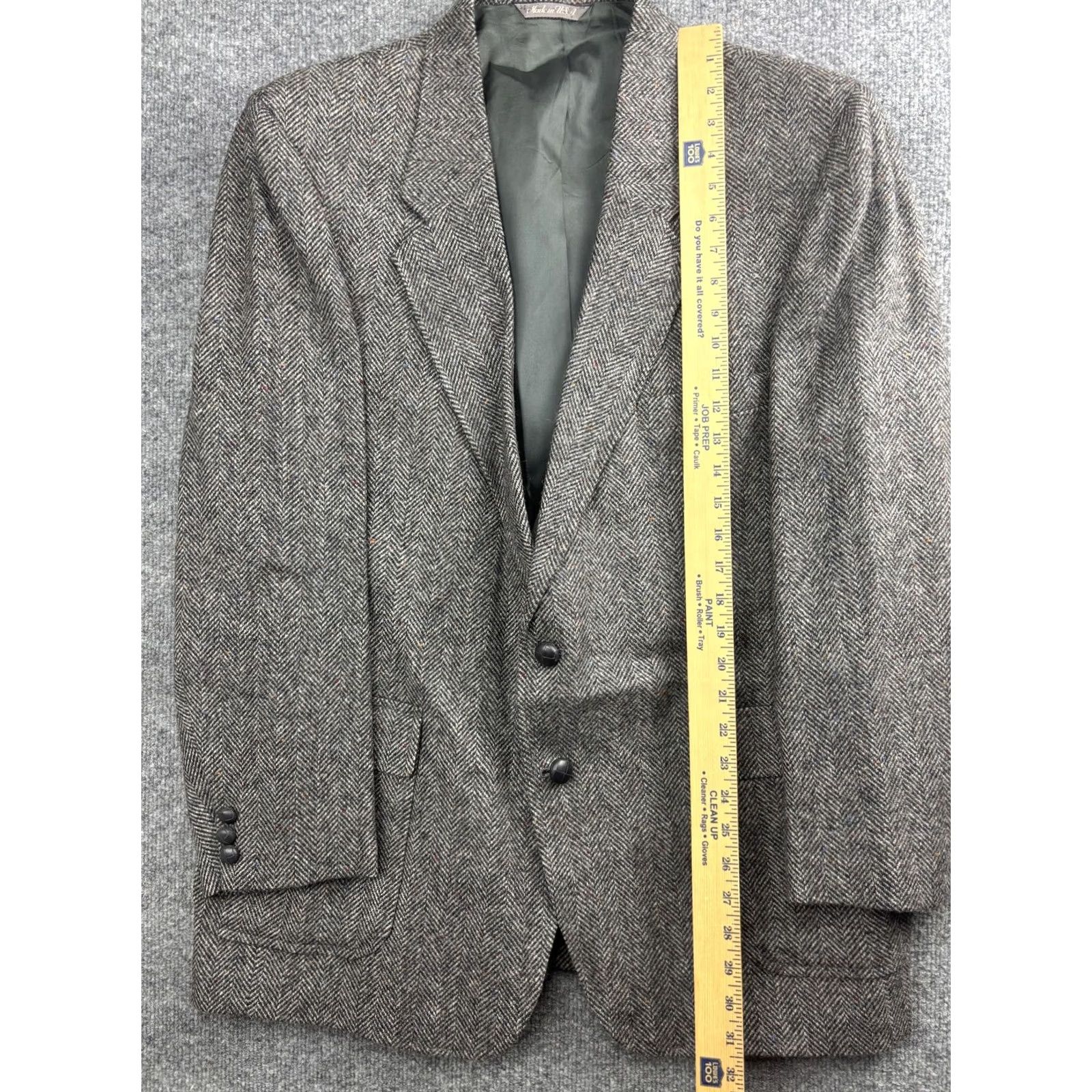 Levi's VNTG Levi's Tailored Classics Blazer Mens L Gray Herringbone Wool USA 90s Regular Tailored Classics Blazer Mens L Gray Herringbone Wool USA 90s Size 44R - 3 Thumbnail