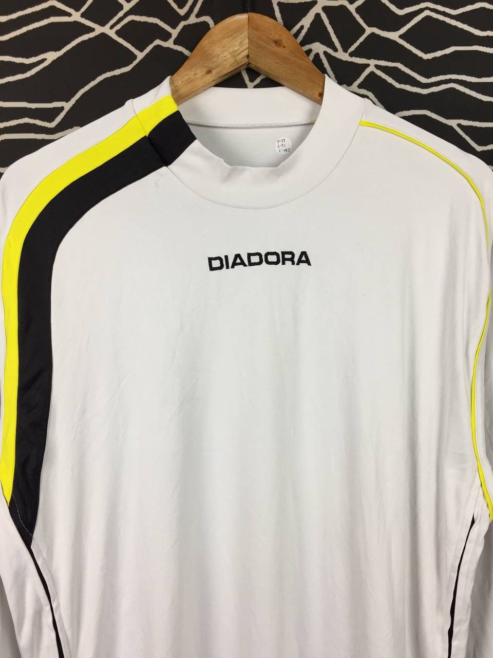Diadora Vtg Diadora Retro Asymmetrical Color Block Athletic Jersey Size US XL / EU 56 / 4 - 3 Thumbnail