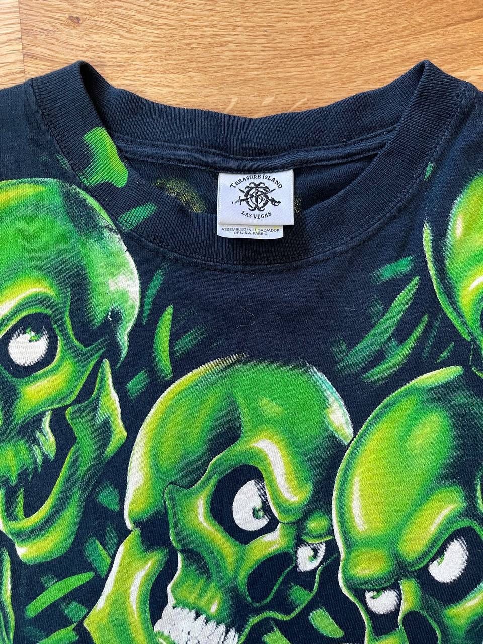 Liquid Blue Vintage Liquid Blue Shirt Mens Green Skull All Over Print L Size US L / EU 52-54 / 3 - 6 Thumbnail