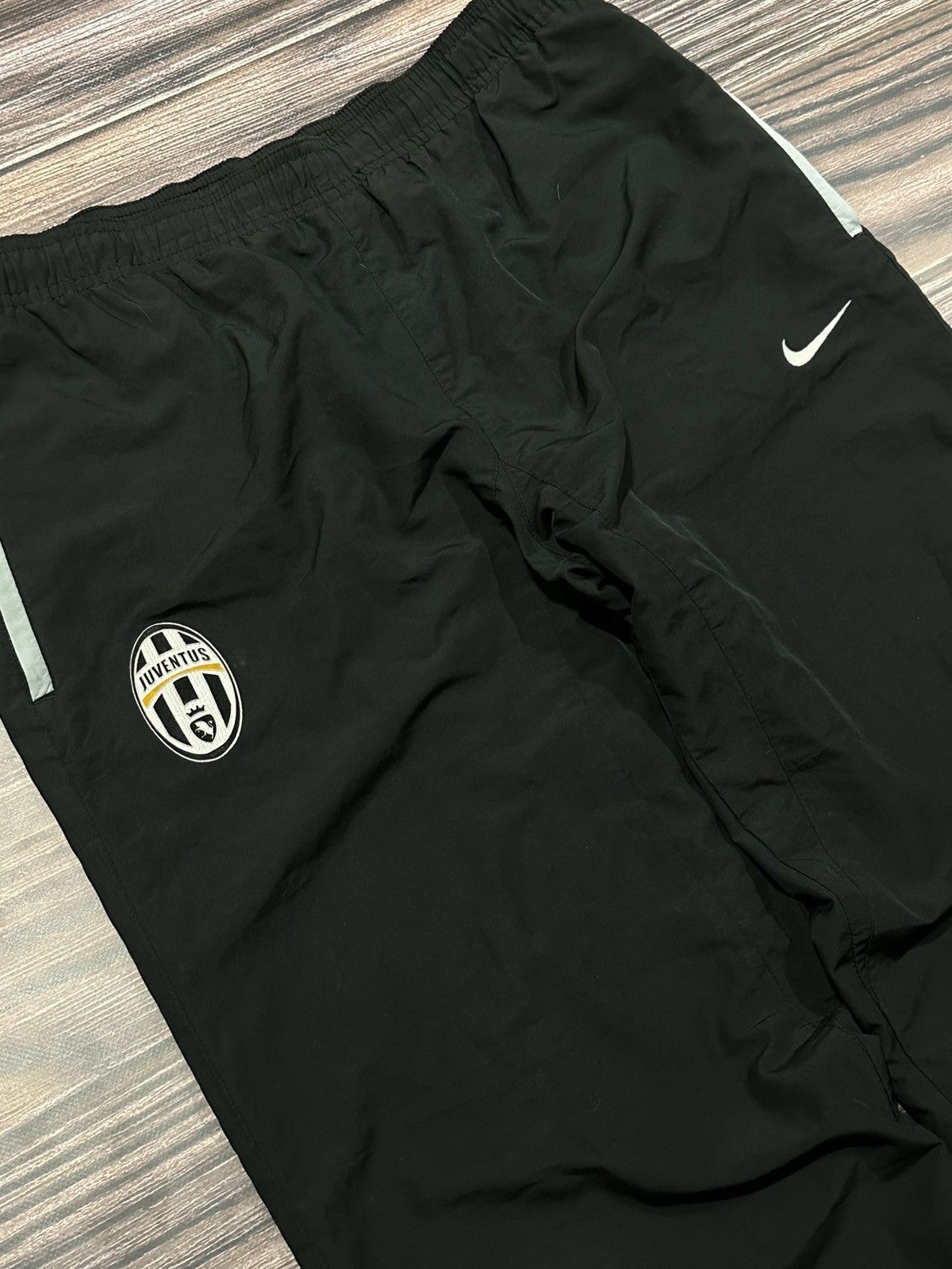 Nike × Vintage Vintage Nylon pants Nike Soccer football Juventus Size US 32 / EU 48 - 2 Thumbnail
