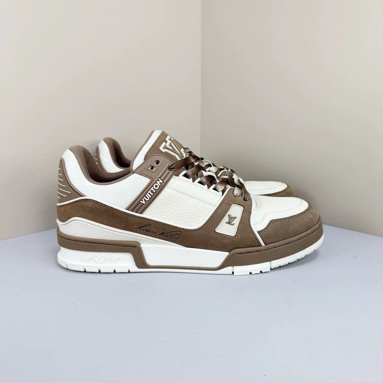 Louis Vuitton Louis Vuitton Taupe Trainer Casual Shoes Size US 8.5 / EU 41-42 - 2 Thumbnail