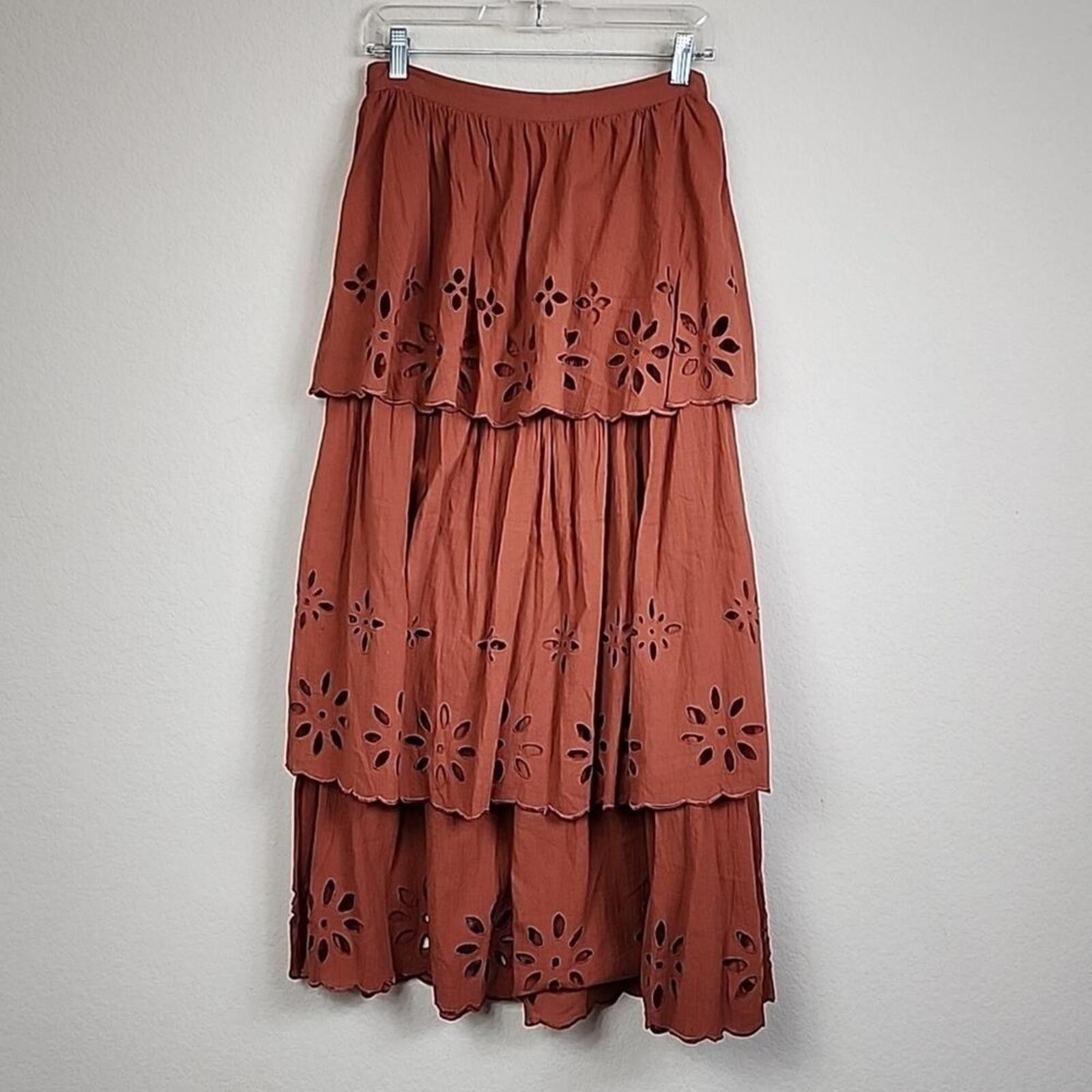 Free People Free People Floral Cutout Midi Boho Skirt Size 32" / US 10 / IT 46 - 2 Thumbnail