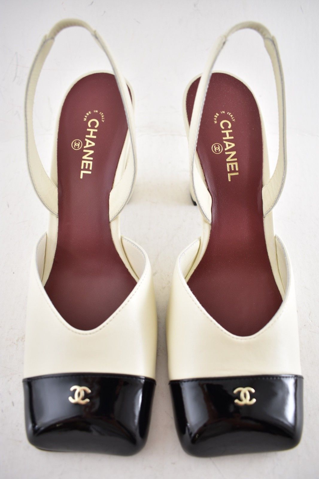 Chanel 26S Blazy Ivory Black Square Slingback Block Heel Pump 40 Size US 10 / IT 40 - 15 Thumbnail