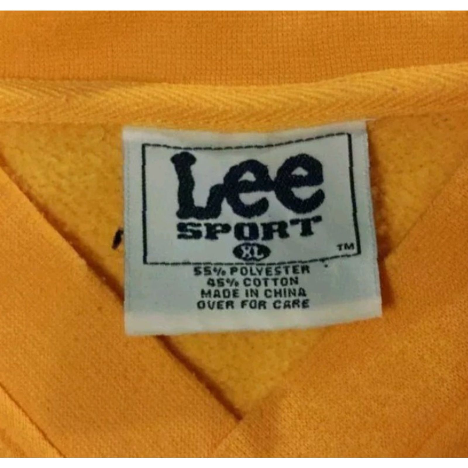 Lee VINTAGE University Hawkeyes Lee Sweater Shirt Mens XL Yellow Embroidered Hawk Graphic Print Crew Neck Size US XL / EU 56 / 4 - 3 Thumbnail