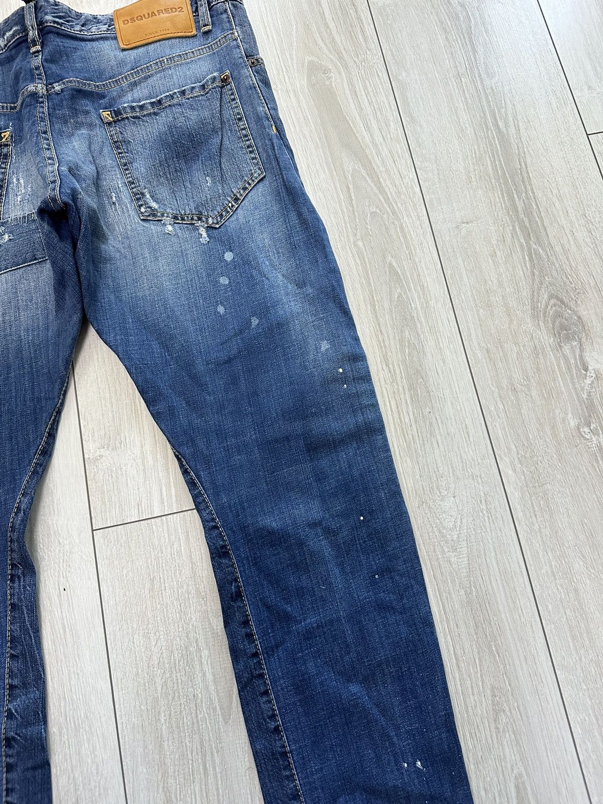 Dsquared2 Dsquared2 Sexy Twist Distressed Denim Jeans Pants (A031) Size US 34 / EU 50 - 17 Thumbnail