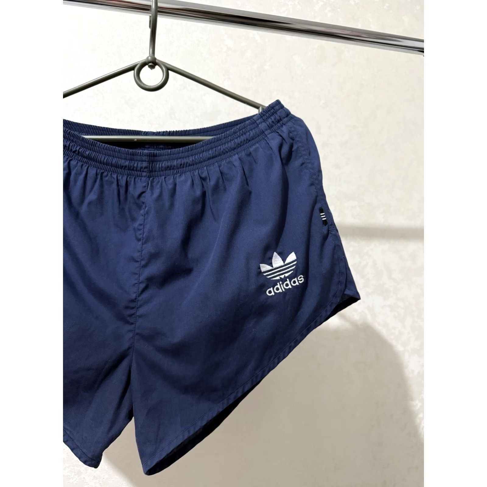 Adidas VINTAGE adidas MEN’S SHORTS BLUE SPORTS FOOTBALL SOCCER M Blue Adidas Shorts China 90s Mens Athletic Football Pants Short(s) Size US 31 - 3 Thumbnail