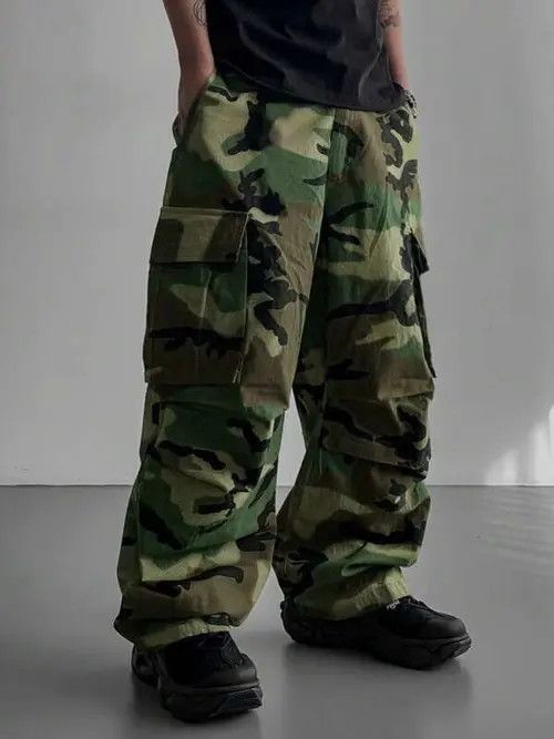 Japanese Brand Vintage RETRO Cargo Camo pants Size US 36 / EU 52 - 1 Thumbnail