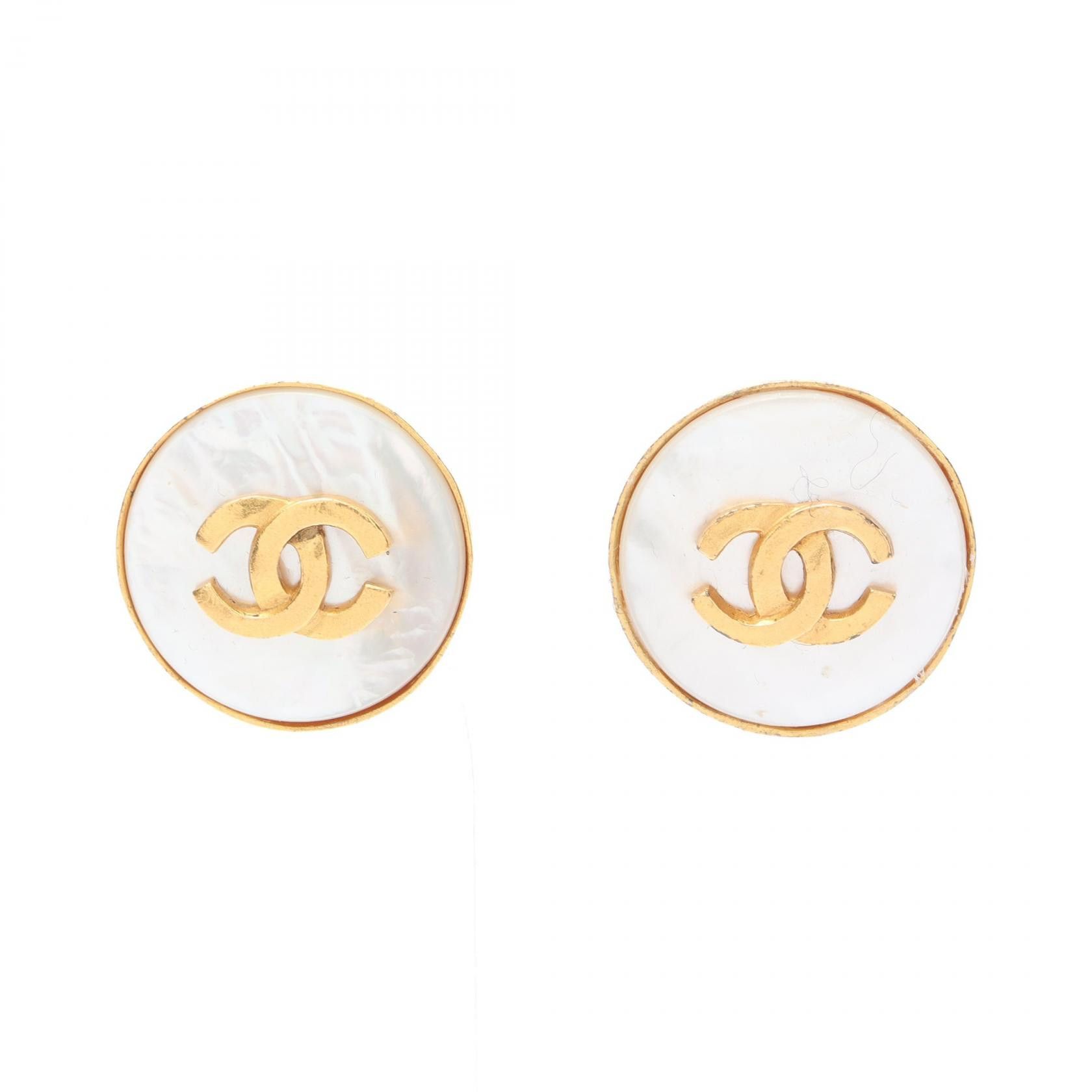 Chanel Chanel Chanel Coco Mark Shell Earrings Metal Earrings DUTY FREE for USA Size ONE SIZE - 1 Thumbnail