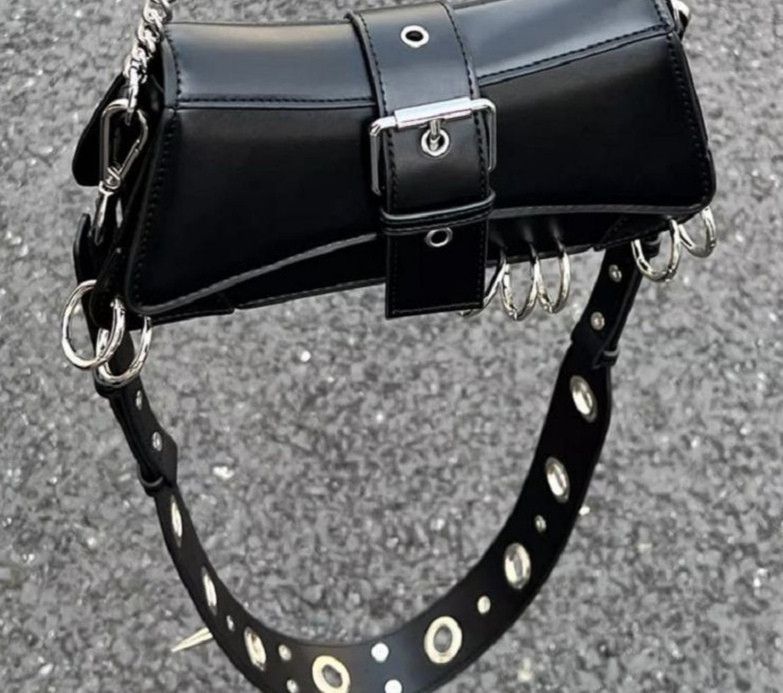 Other Harajuku Punk Rivet Spike Chain Crossbody Bags Size ONE SIZE - 2 Thumbnail