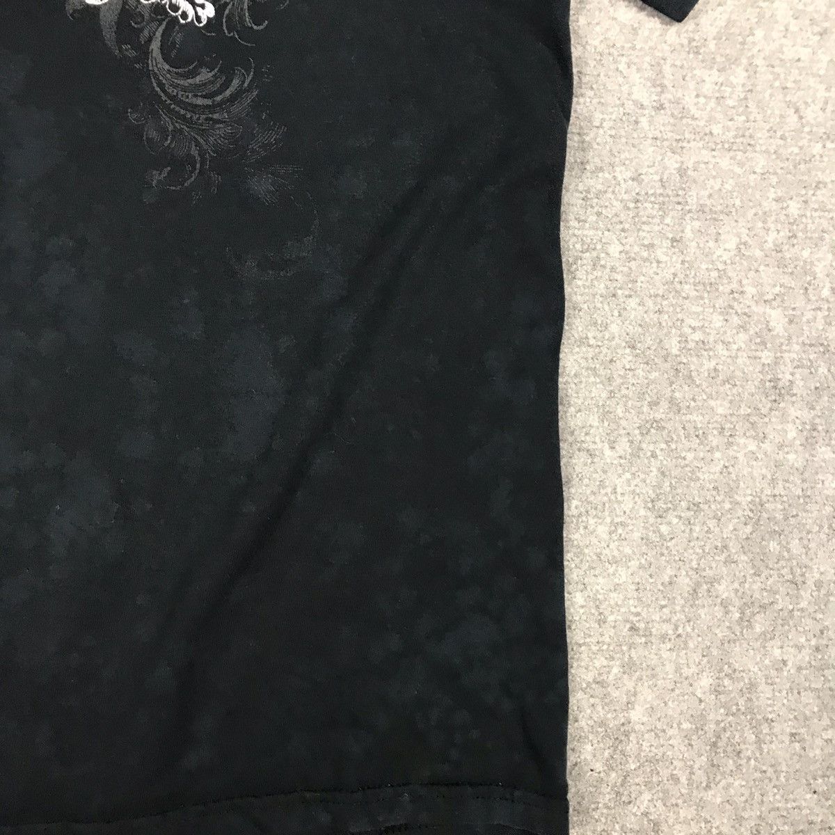 Japanese Brand SKULL DESIGN FADED TSHIRT Size US L / EU 52-54 / 3 - 4 Thumbnail